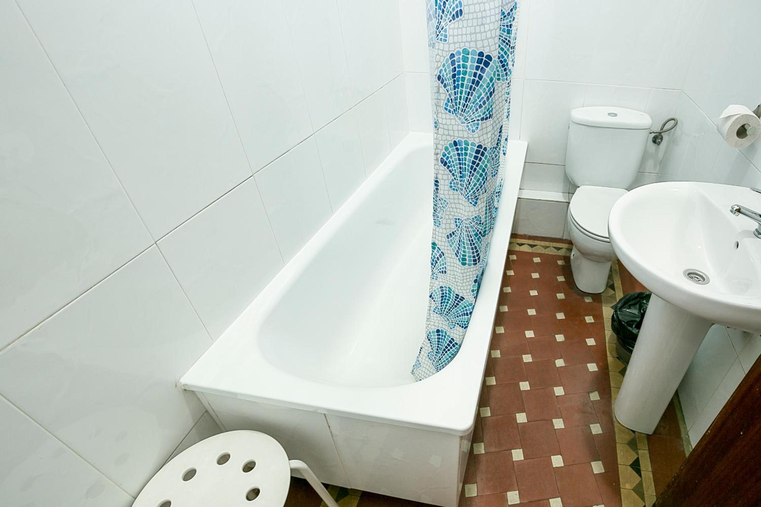 Hostal Balmes Centro