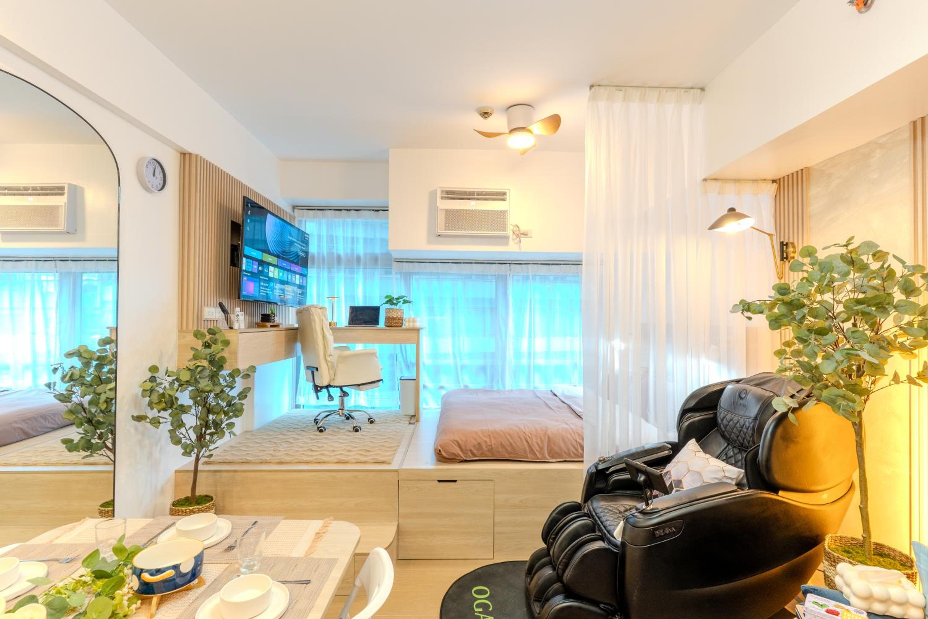2mins to Malls, Unli Full Body Massage, Eastwood Le Grand 3