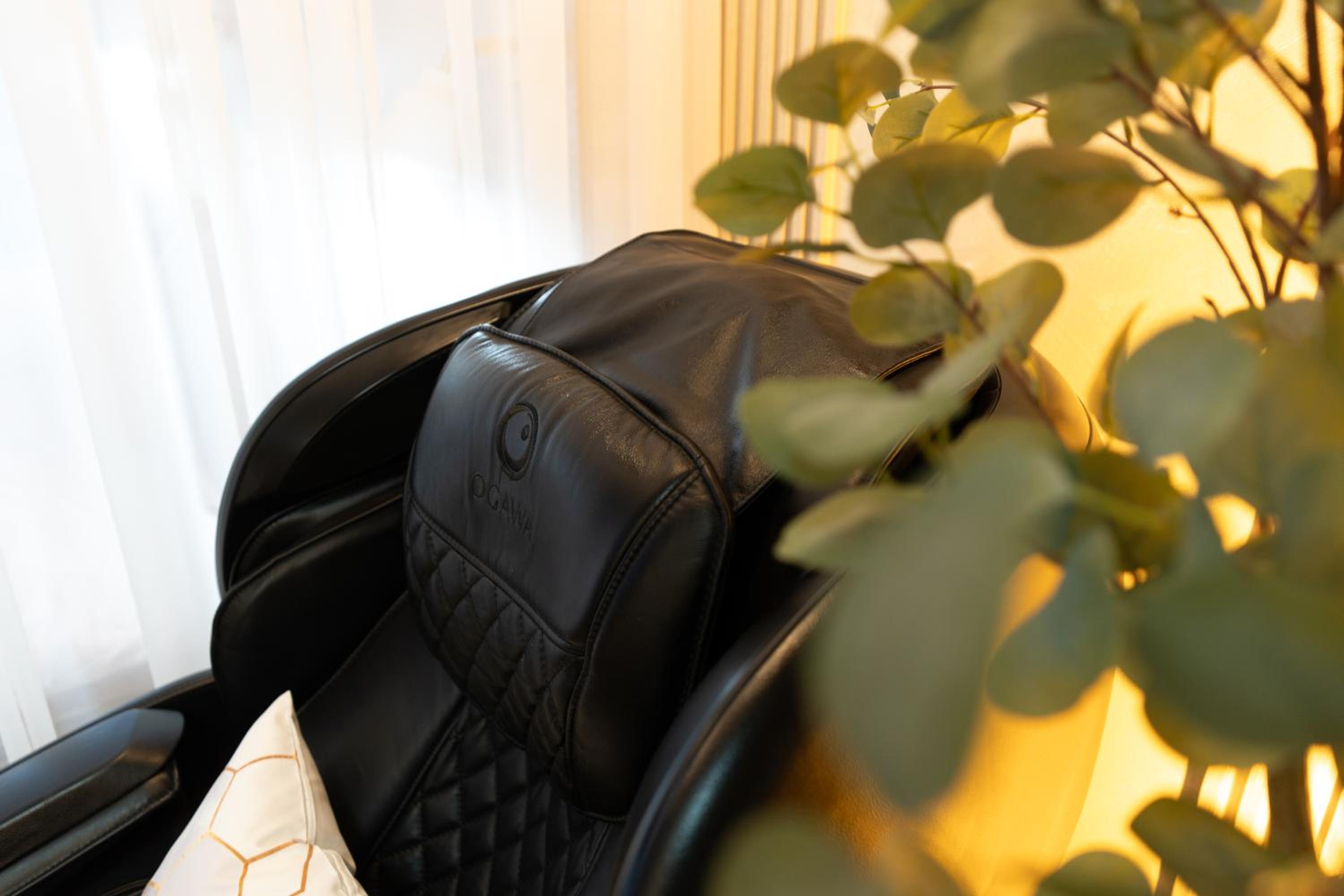 2mins to Malls, Unli Full Body Massage, Eastwood Le Grand 3