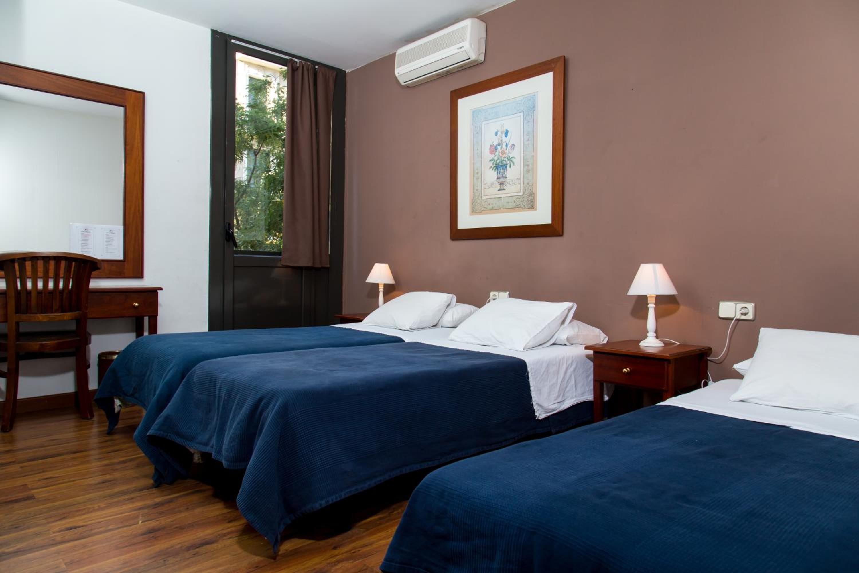 Hostal LK Barcelona