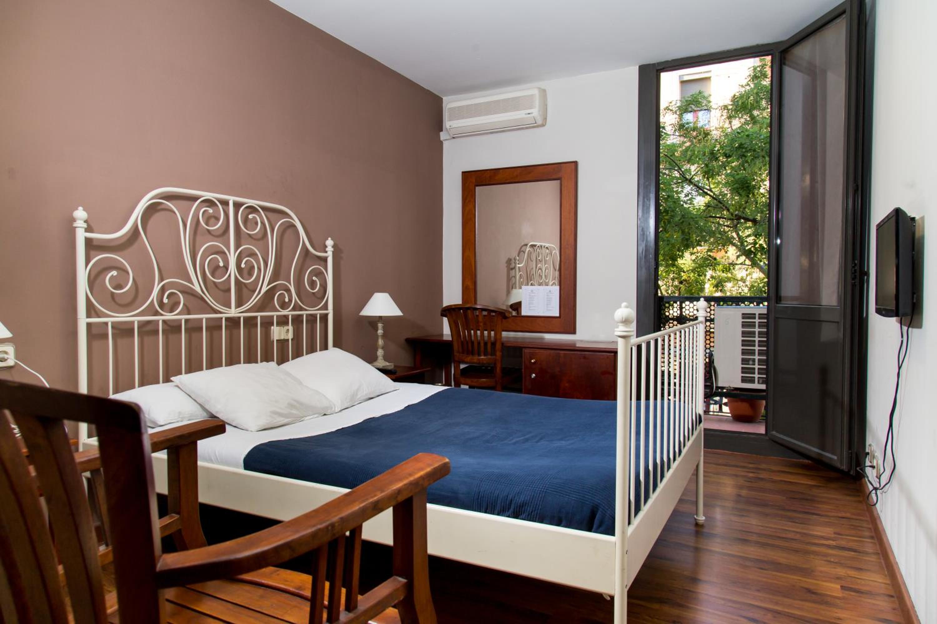 Hostal LK Barcelona