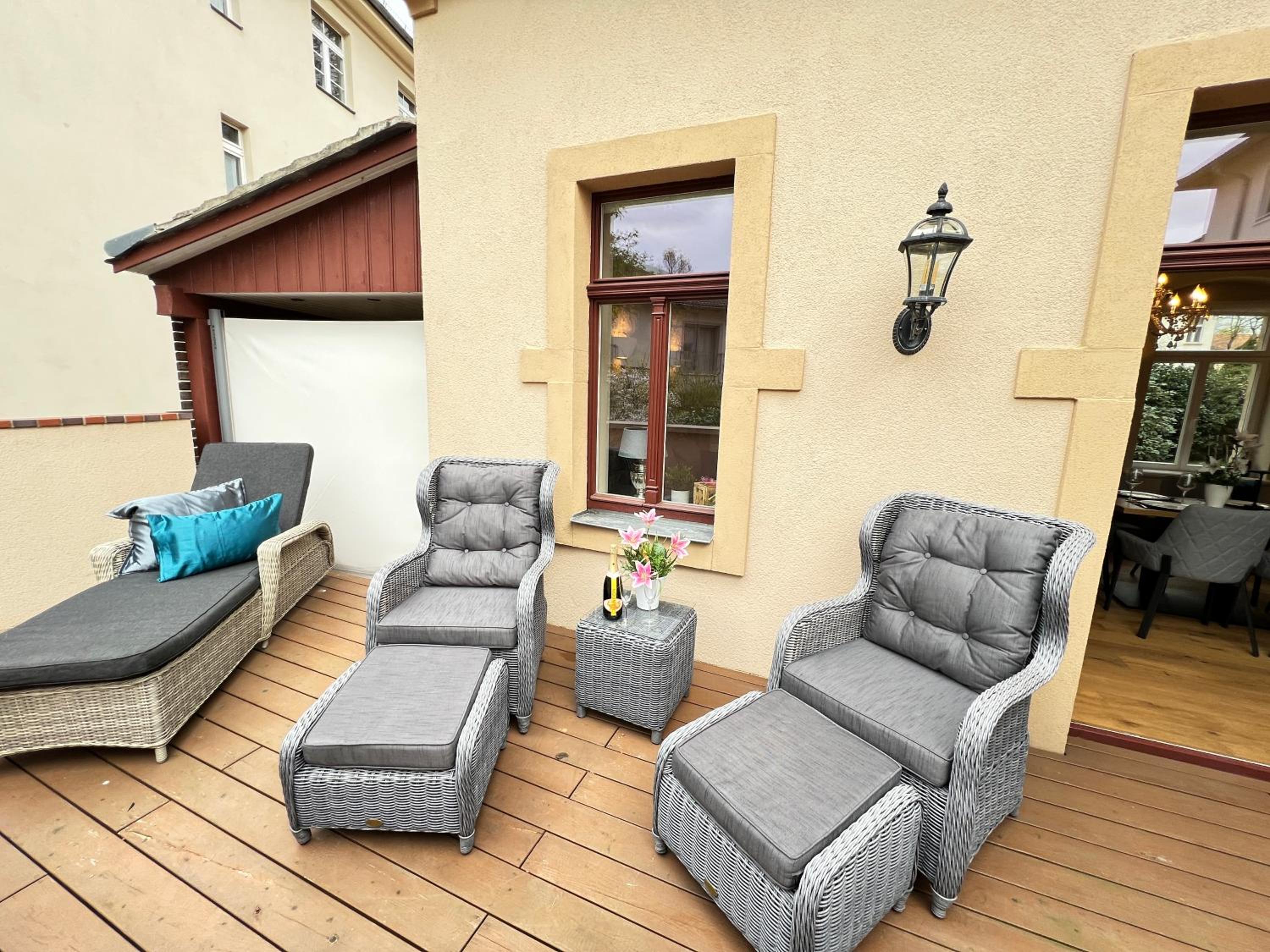 Charmantes Hinterhaus mit Terrasse - zentrale Lage