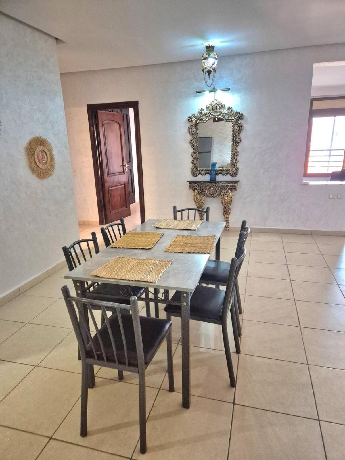 Appartement 6 personnes piscine hivernage Marrakech
