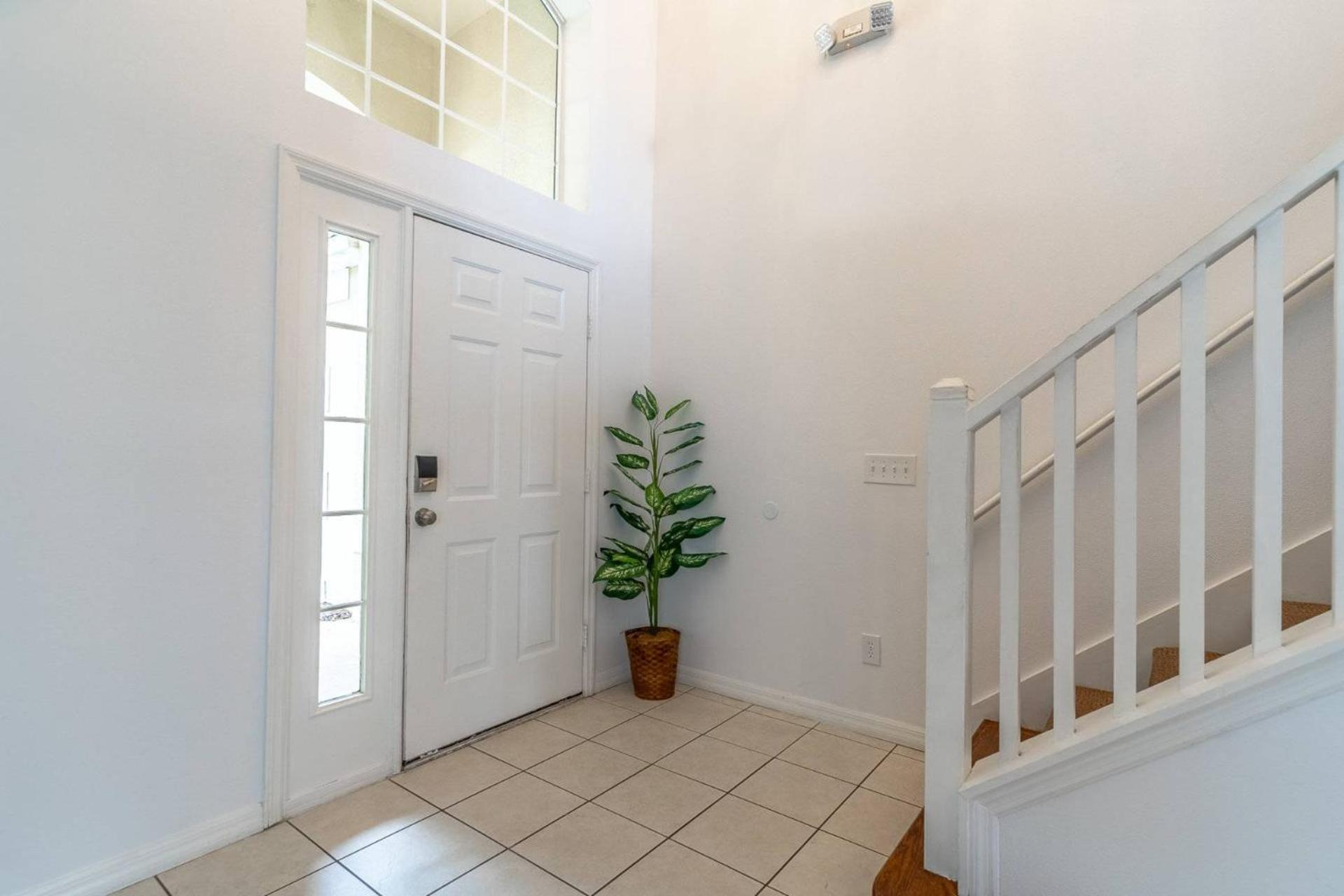 8512 Emerald Island