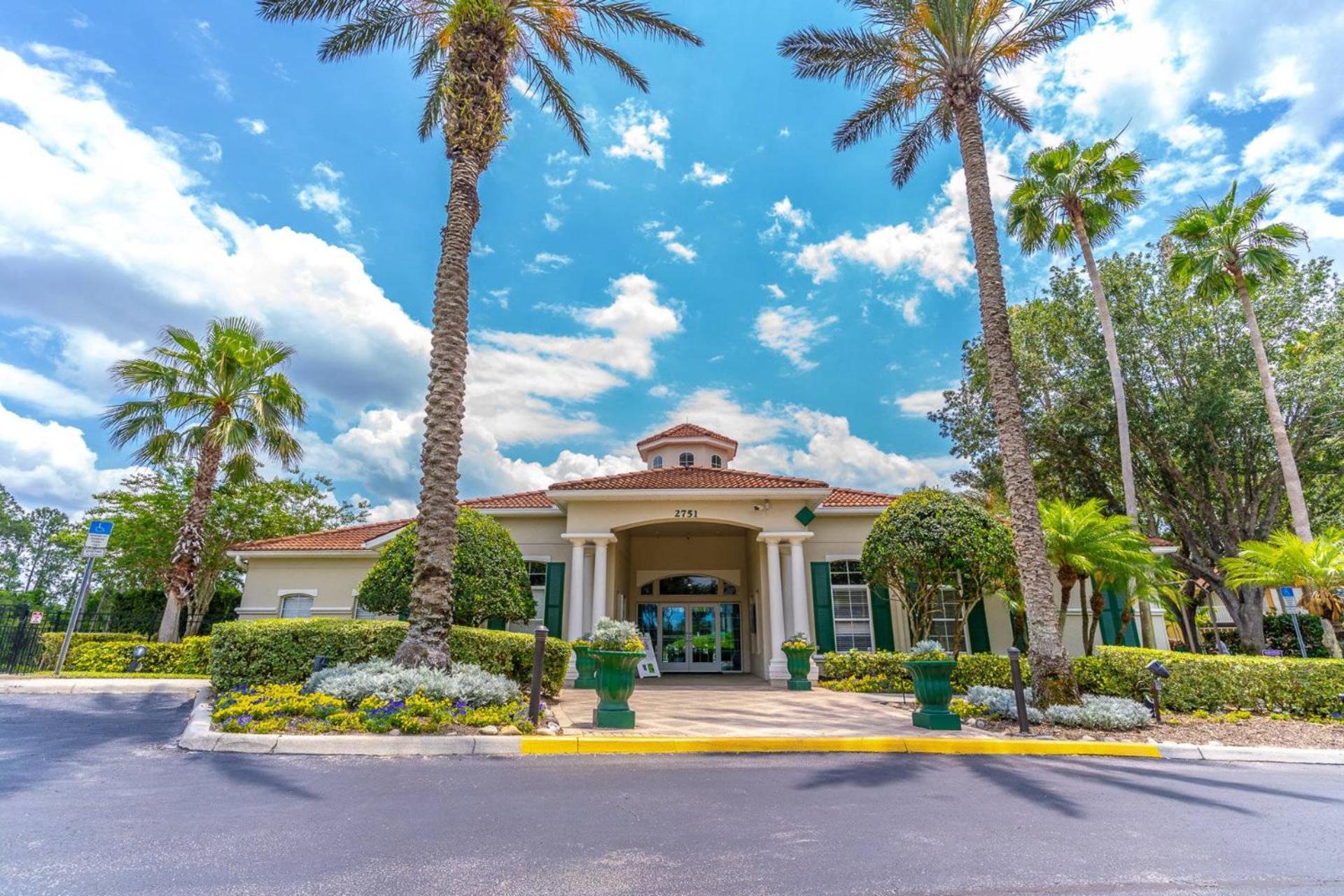 8512 Emerald Island