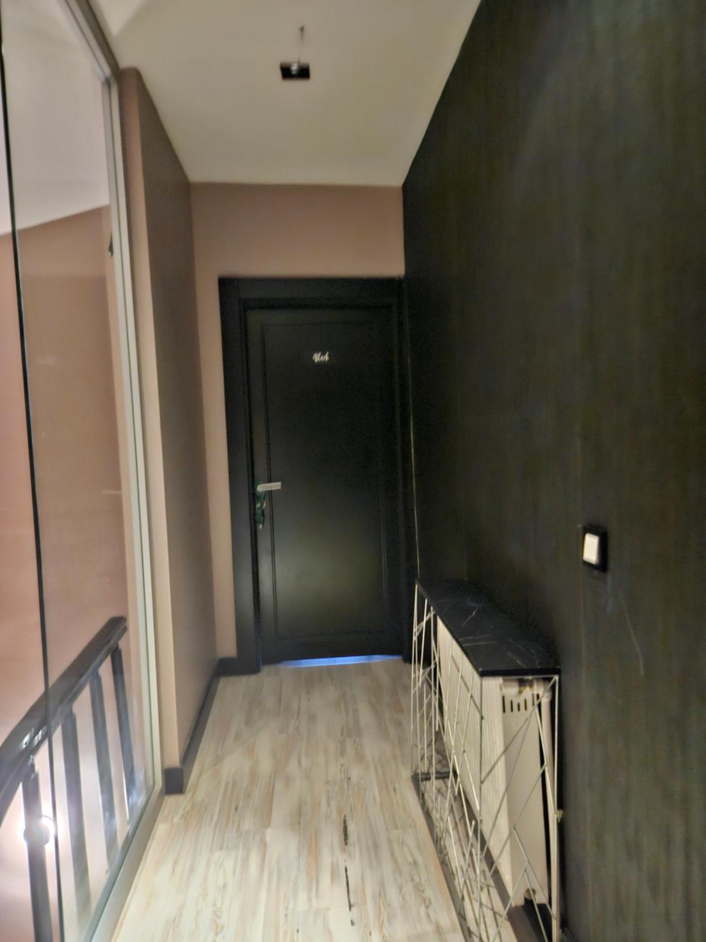 JirHouse Sarıköşk Suit
