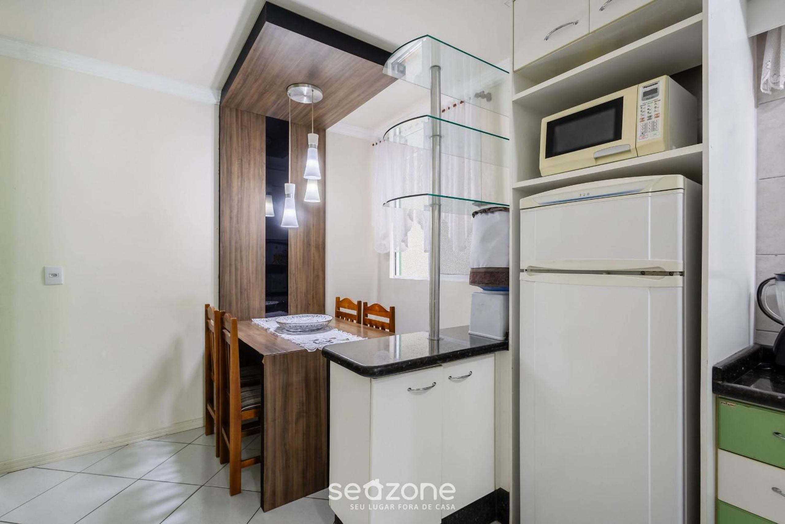 Fully equipped apartments steps from the sea in Meia Praia – OBS