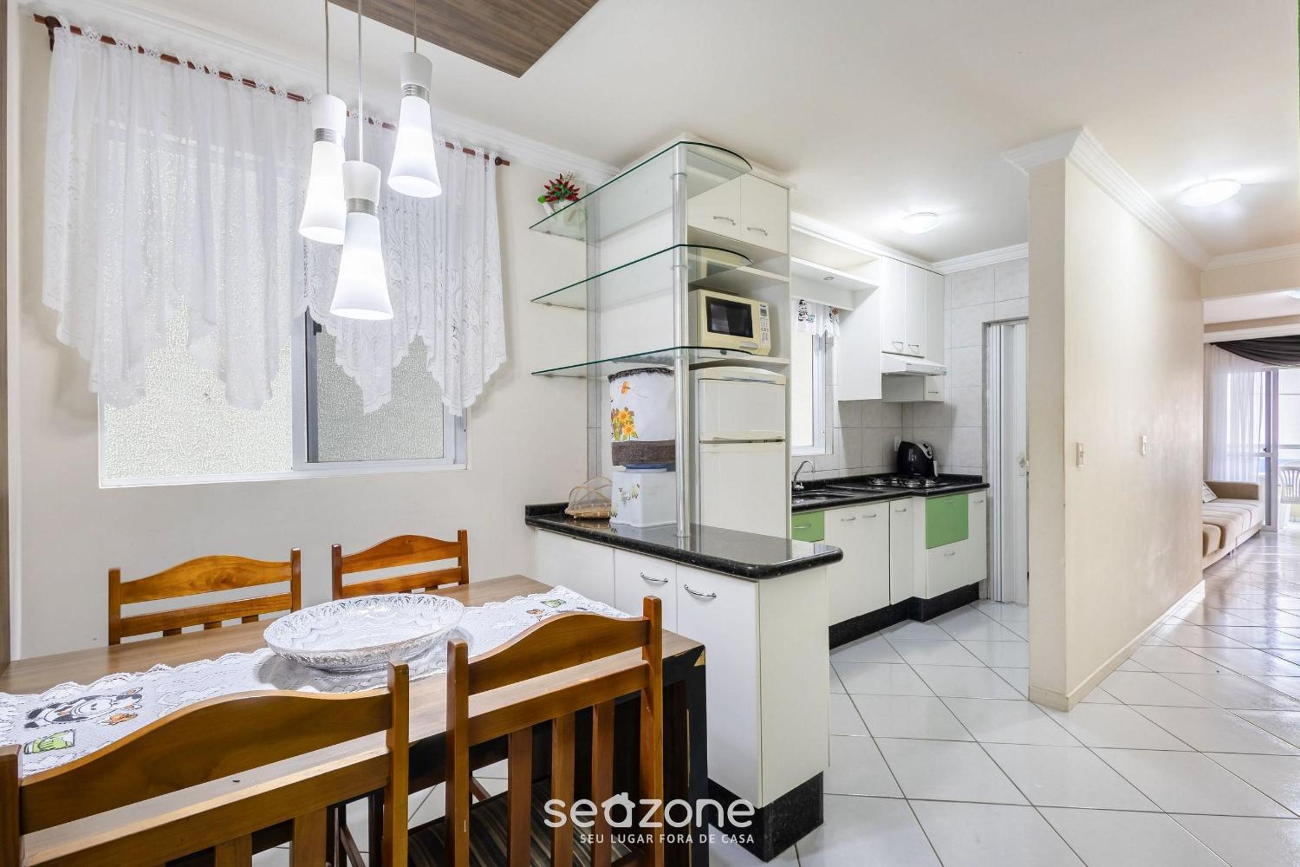 Fully equipped apartments steps from the sea in Meia Praia – OBS