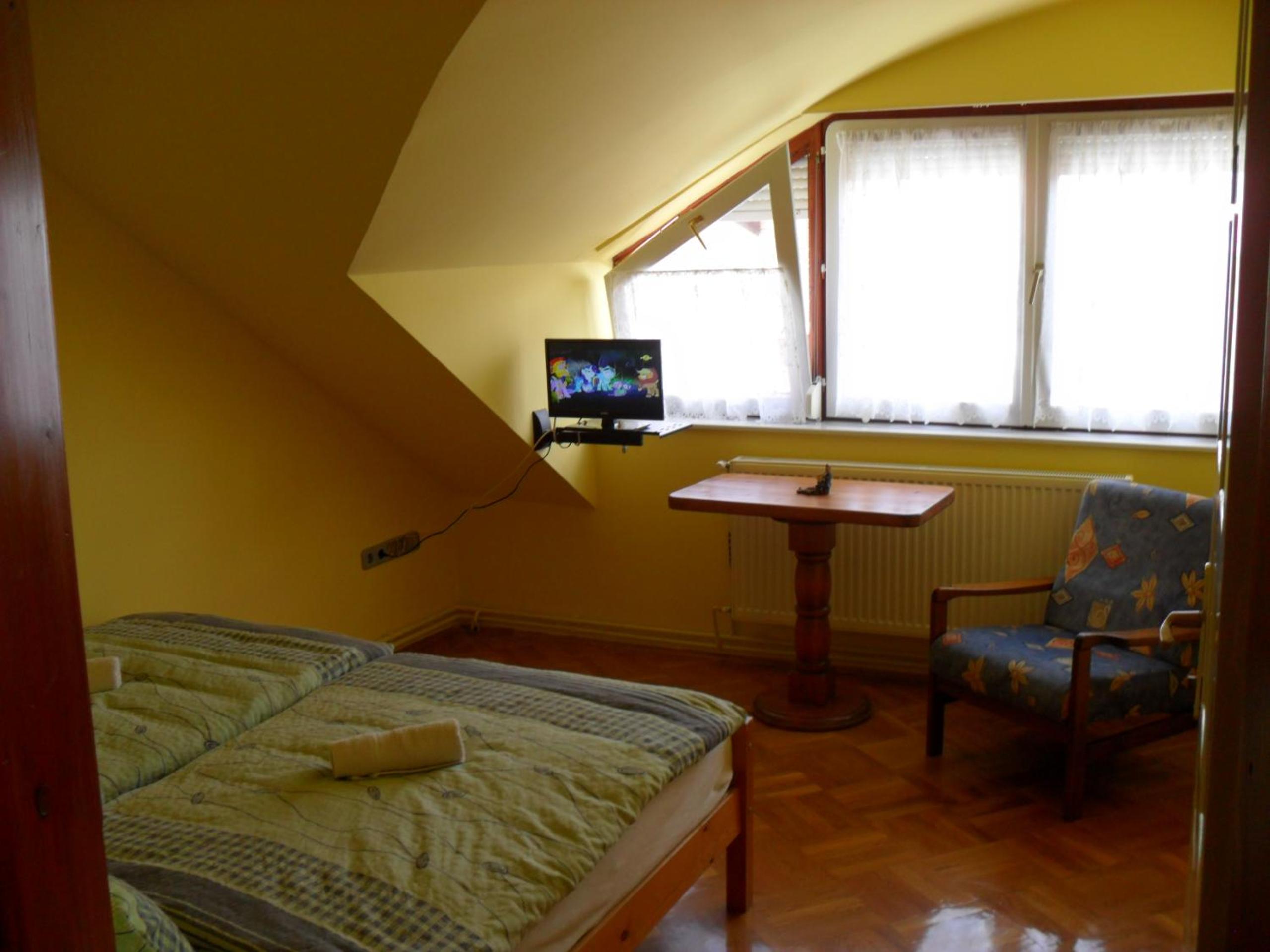 Photo 39