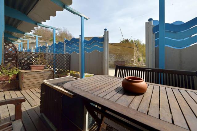 Azzurromare Residence en Procida — balance & terrace