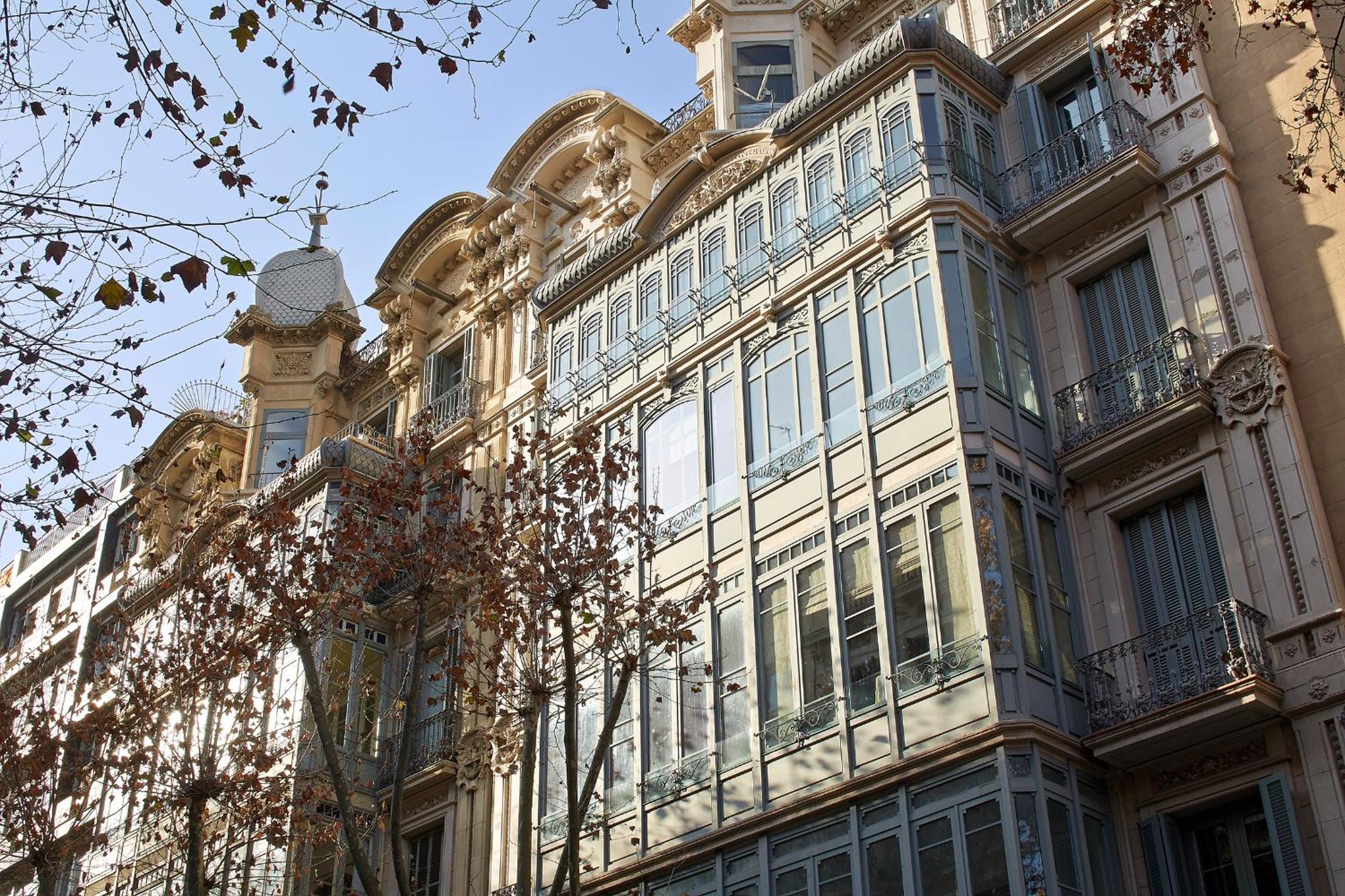 Fewdays Barcelona Apartments