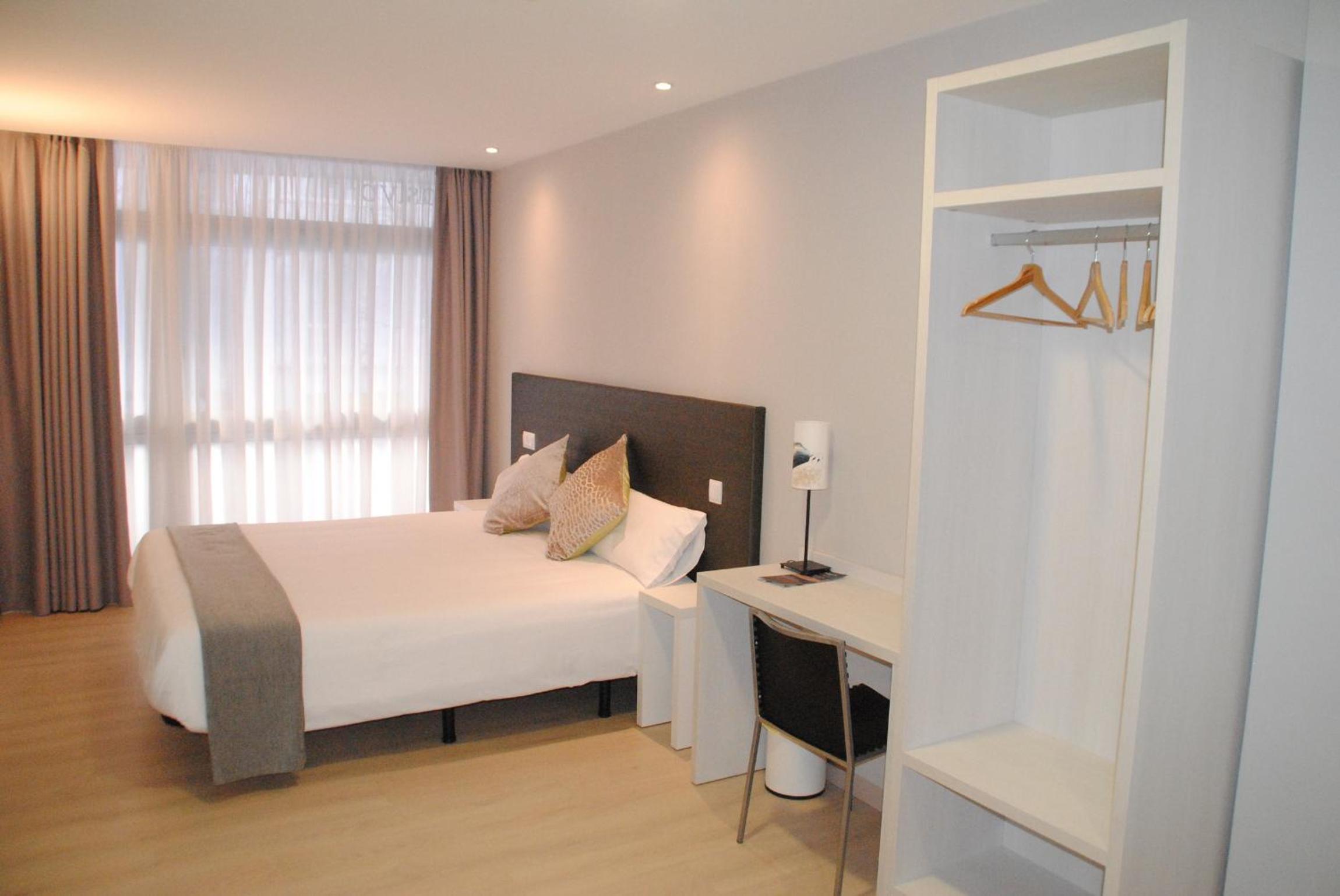 Hostal Aslyp 114