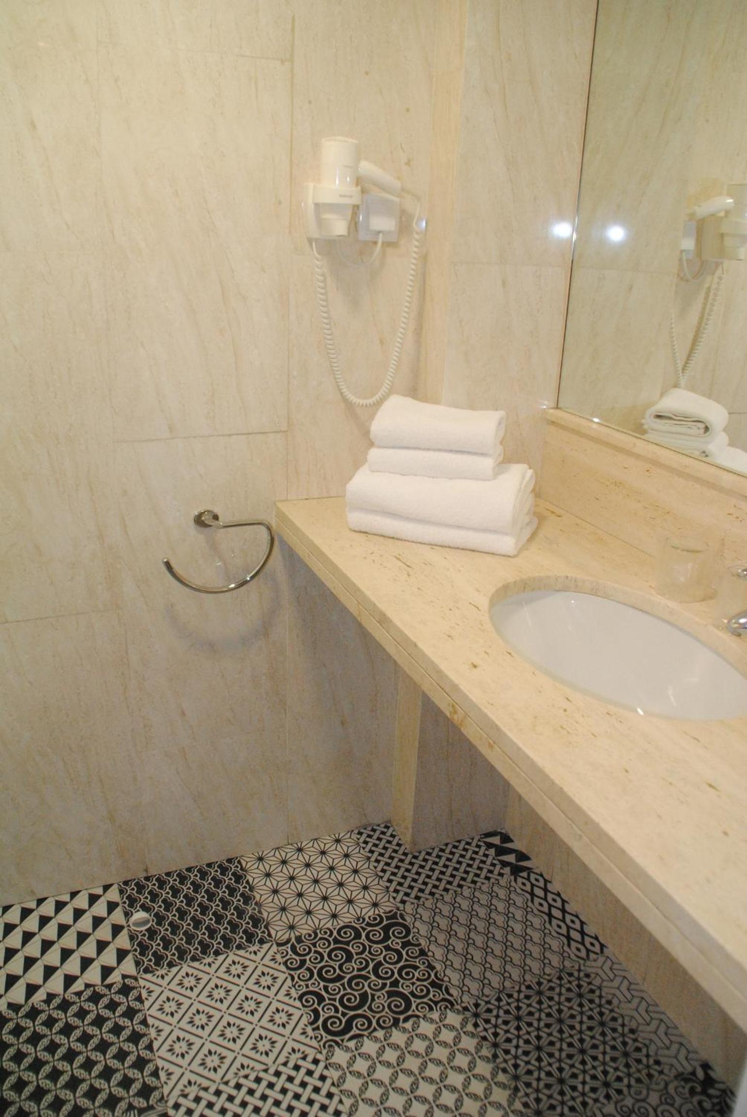 Hostal Aslyp 114
