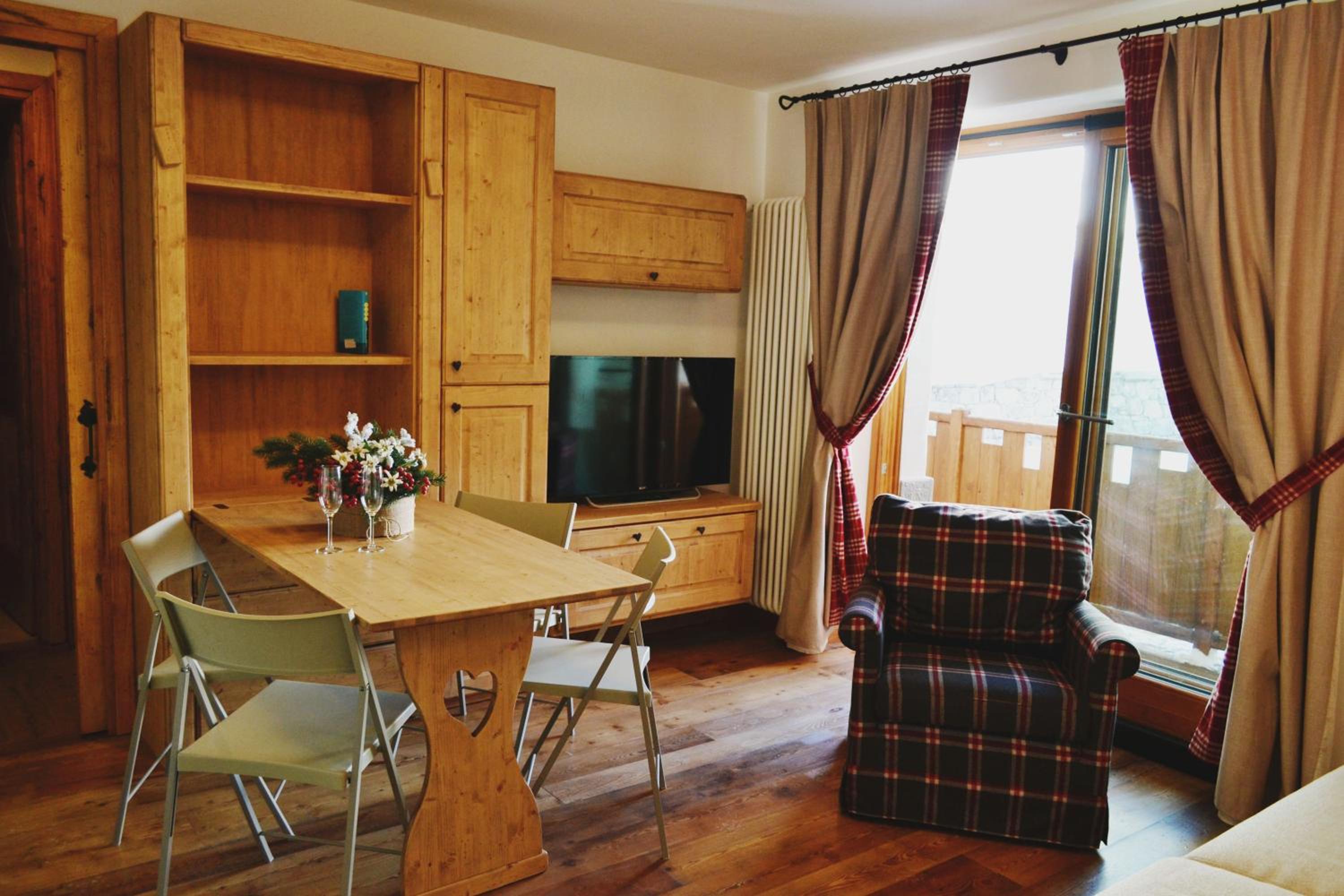 Maison Carrel Elegant 12 view 5
