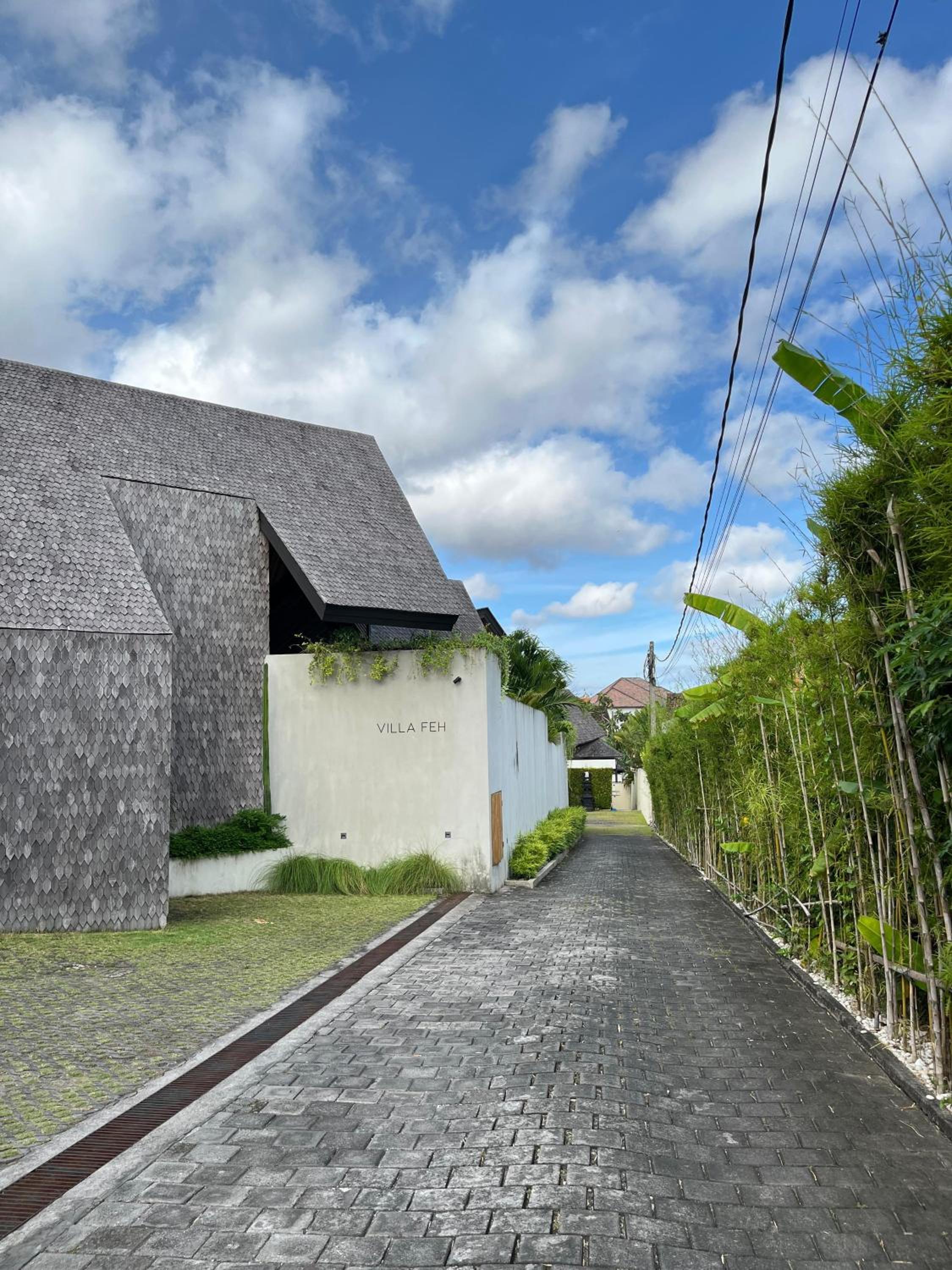 Villa FEH Bali by House of Winds - Neo Tropical Eden near Canggu