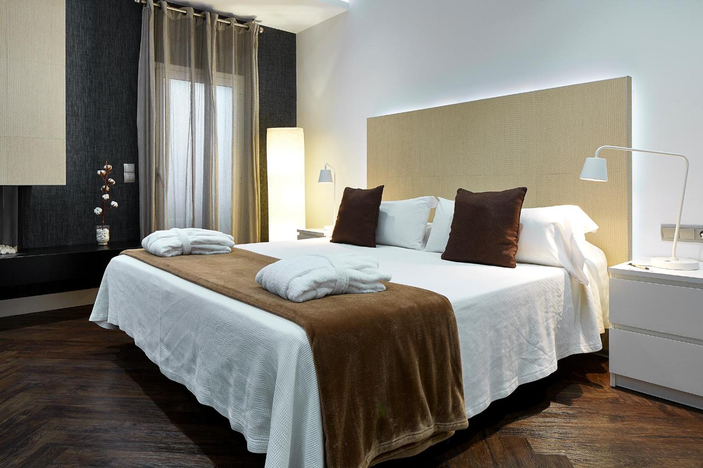 Gaudint Barcelona Suites