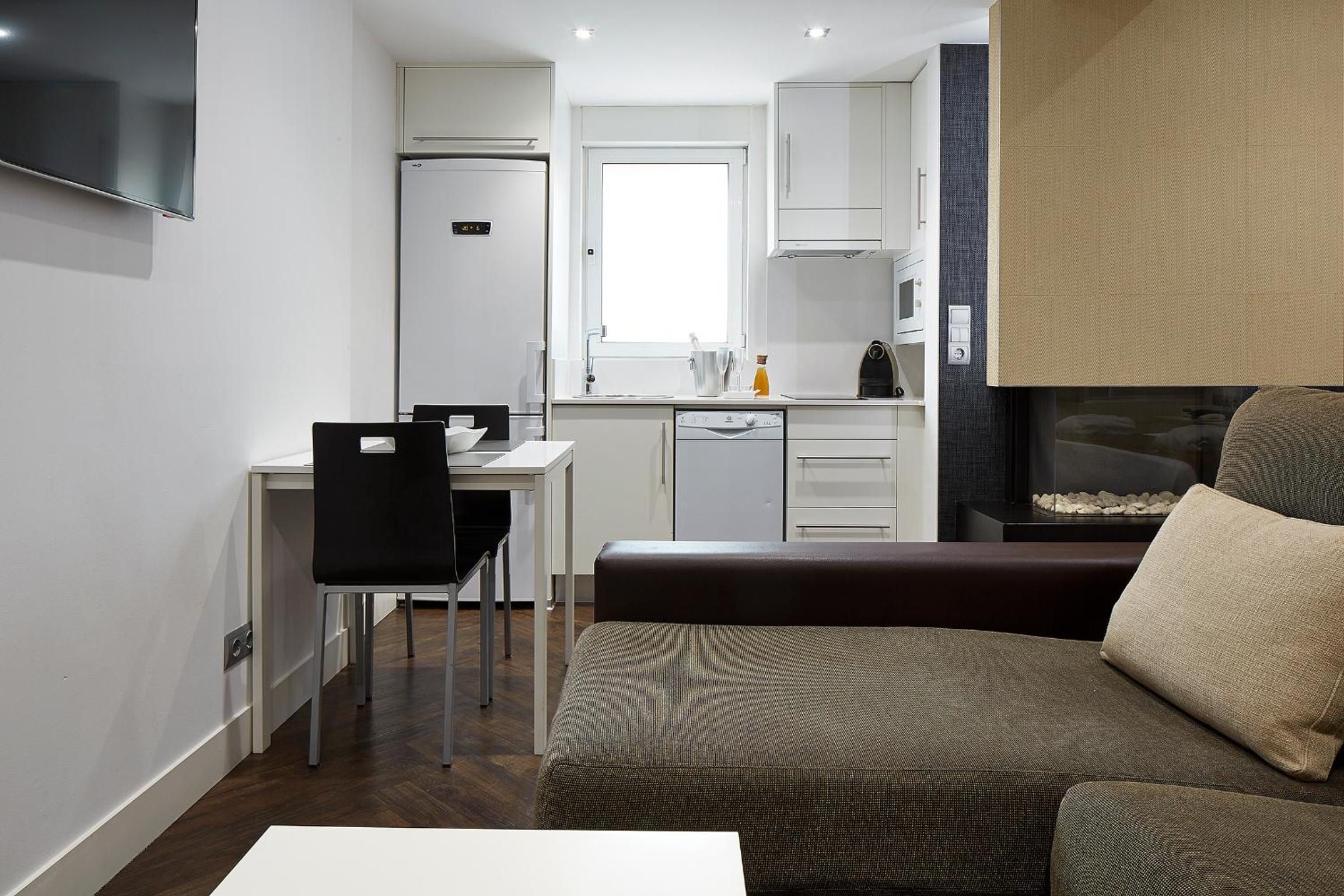Gaudint Barcelona Suites
