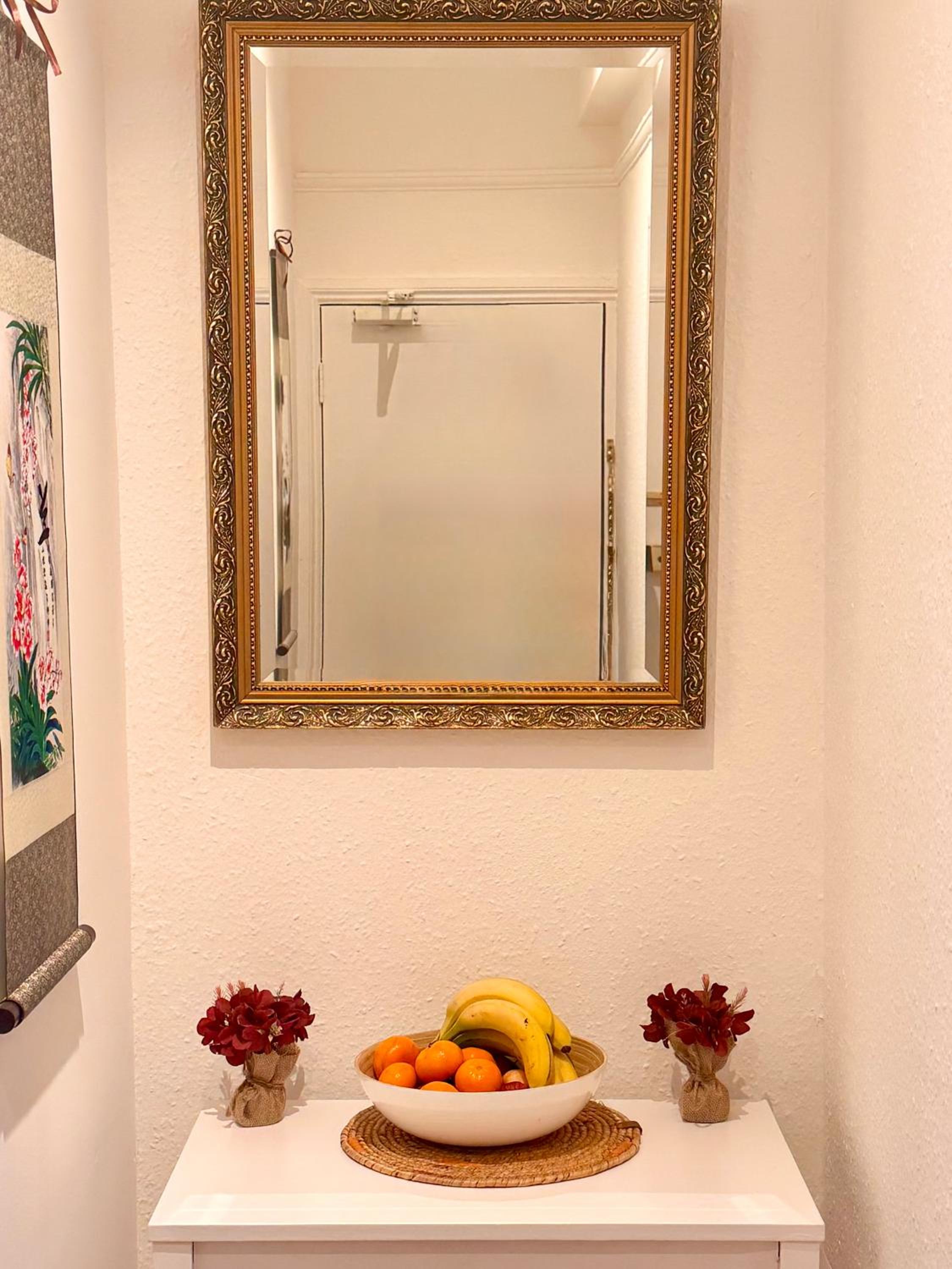 Candy Cafe Apartment