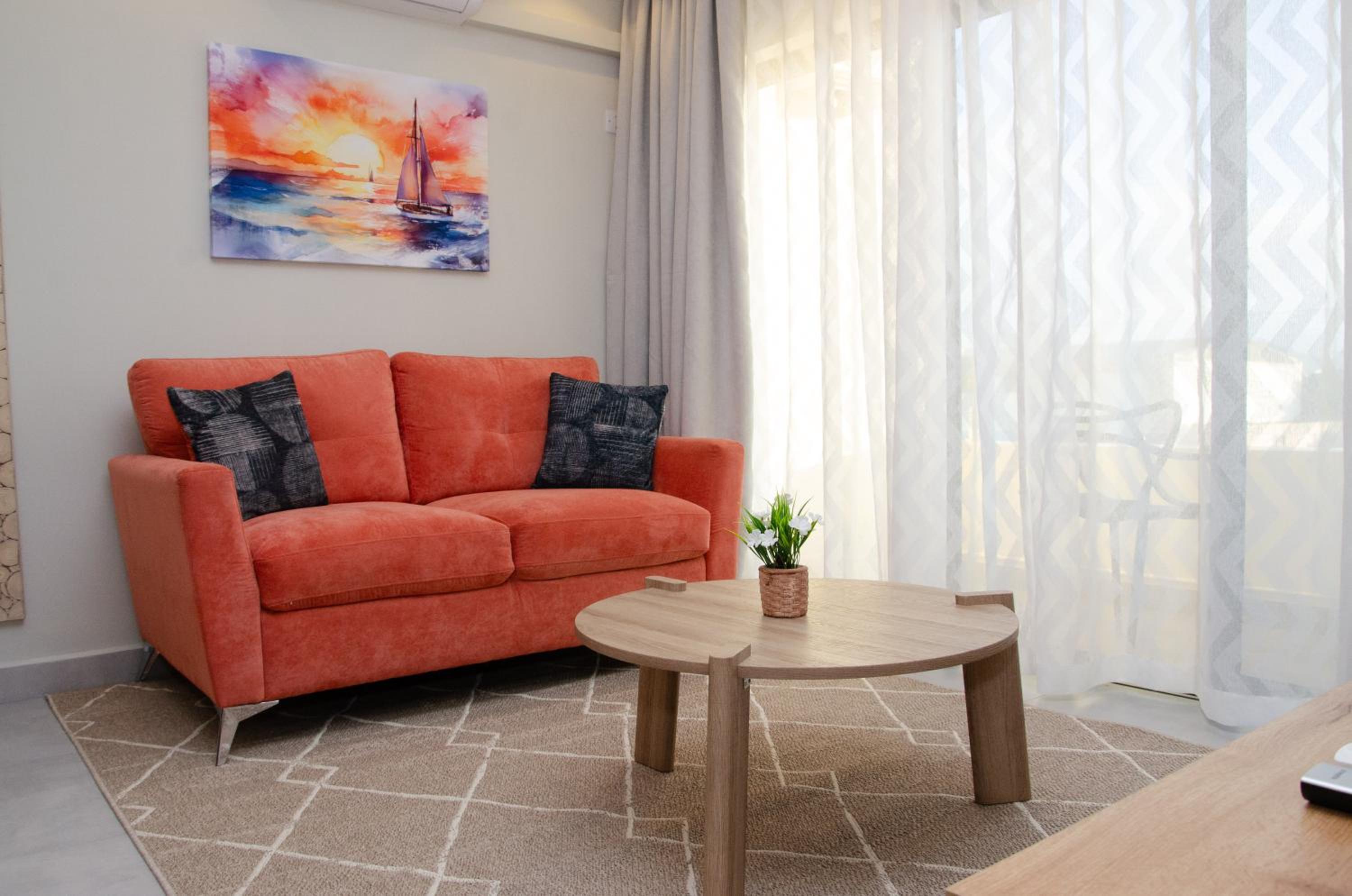 Ellara Escapes - Modern 1-Bedroom Apartment with Hill View - Sodnac, Quatre Bornes