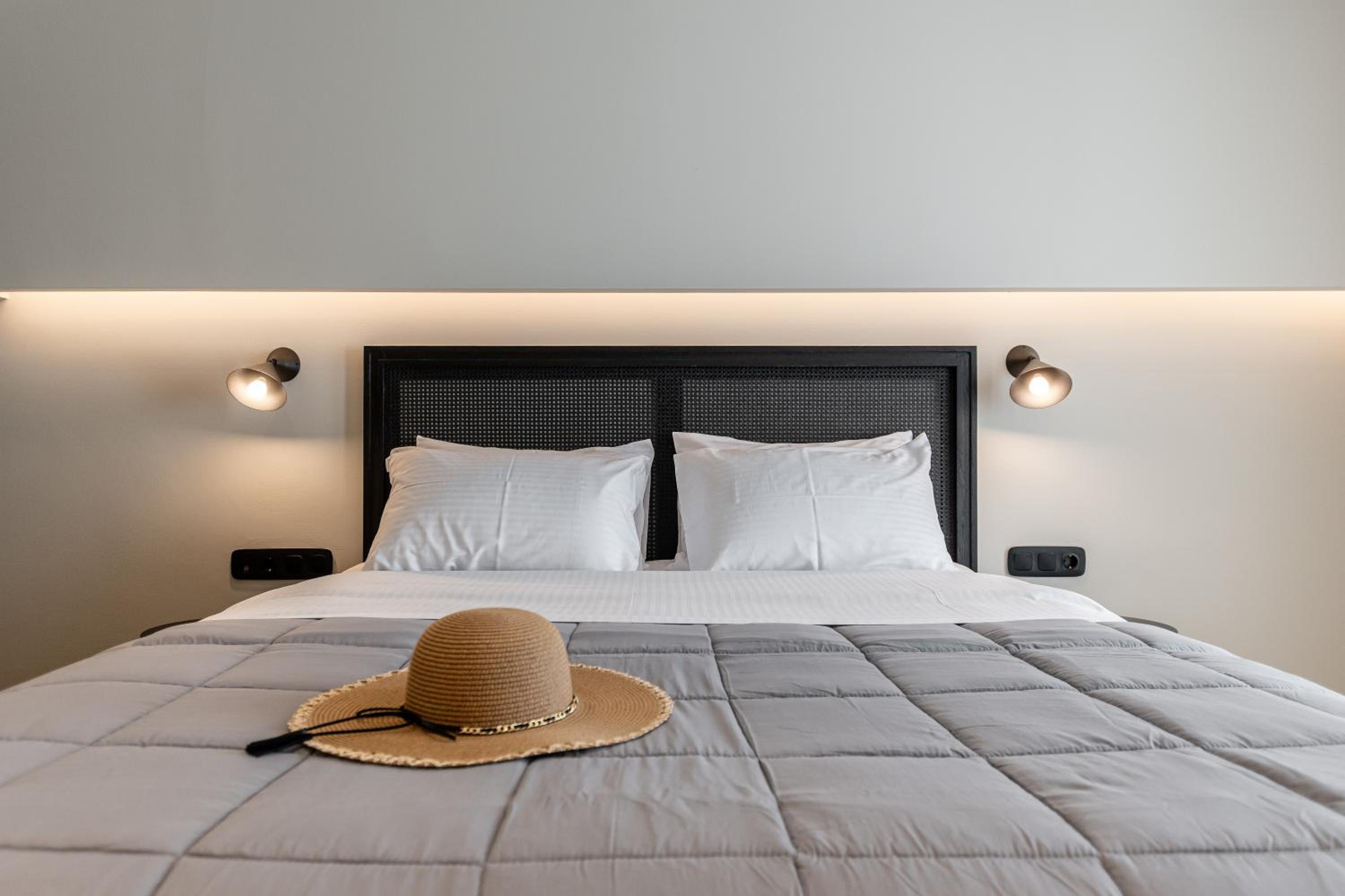 Lithia Exclusive Villas