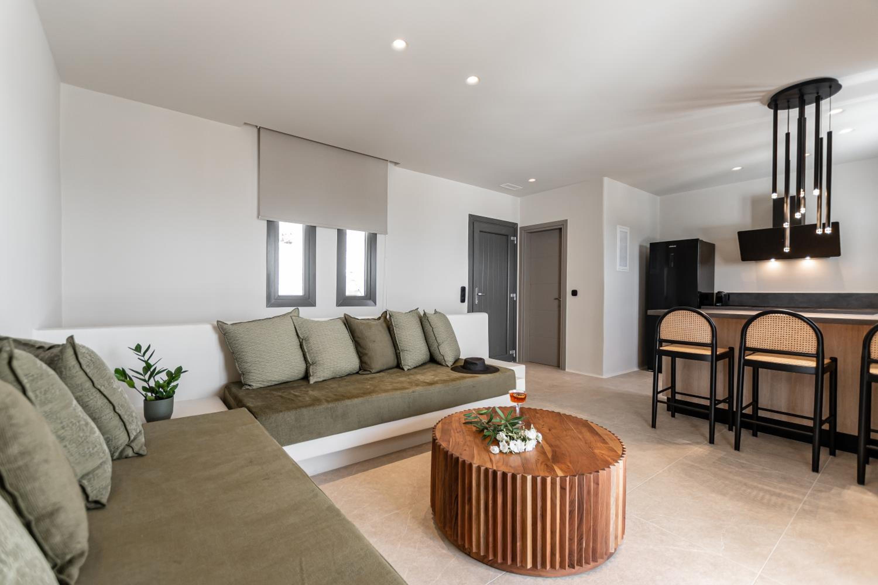 Lithia Exclusive Villas