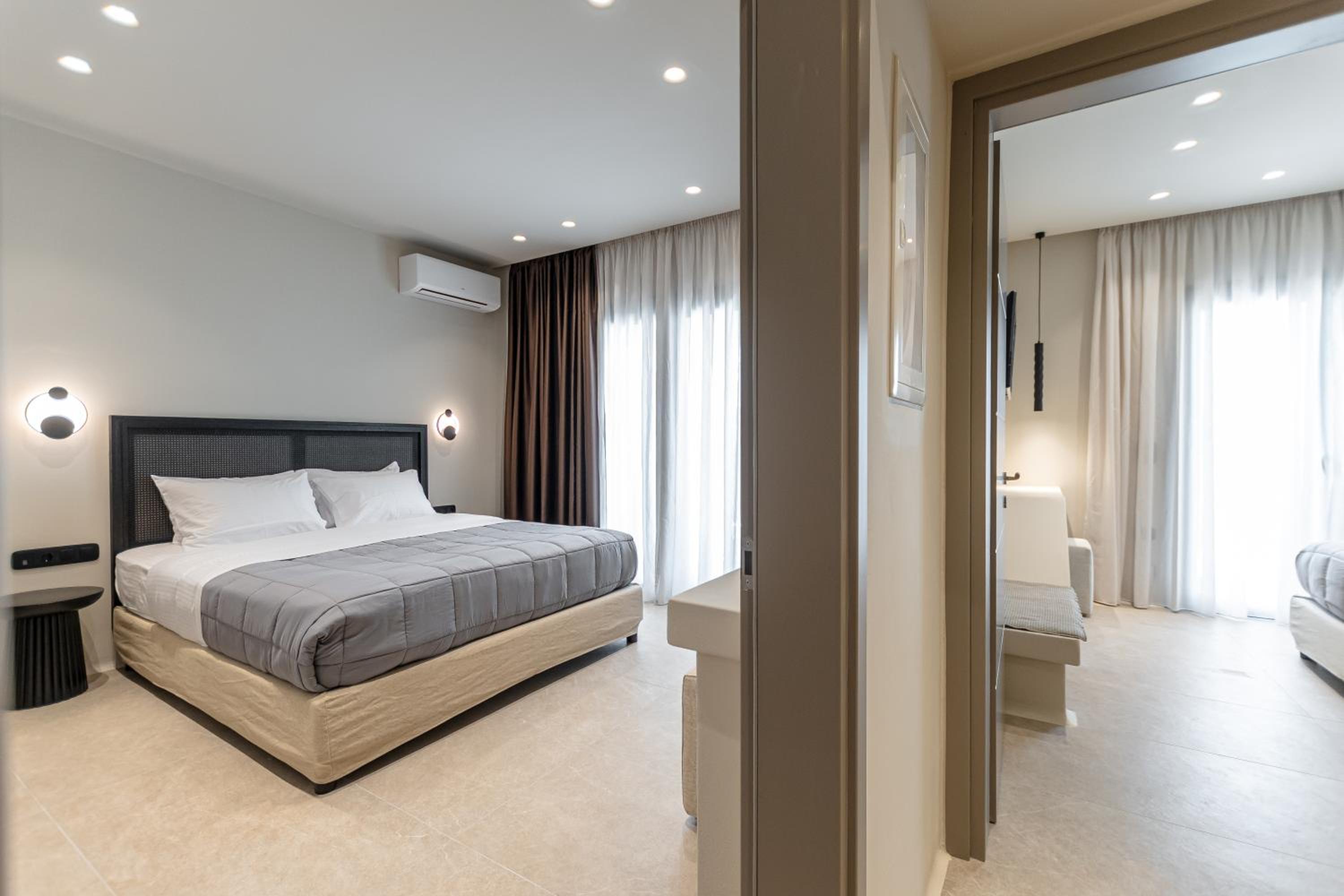 Lithia Exclusive Villas