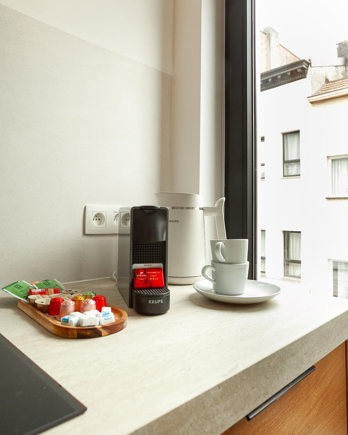 1 BR Stylish flat with balcony