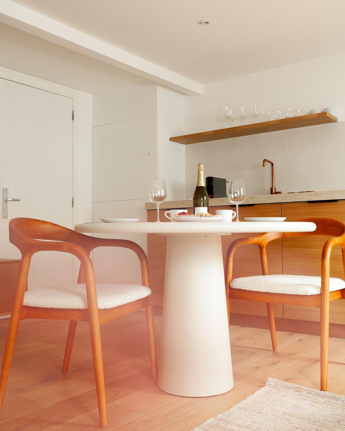 Cozy 1BDR Topfloor duplex flat