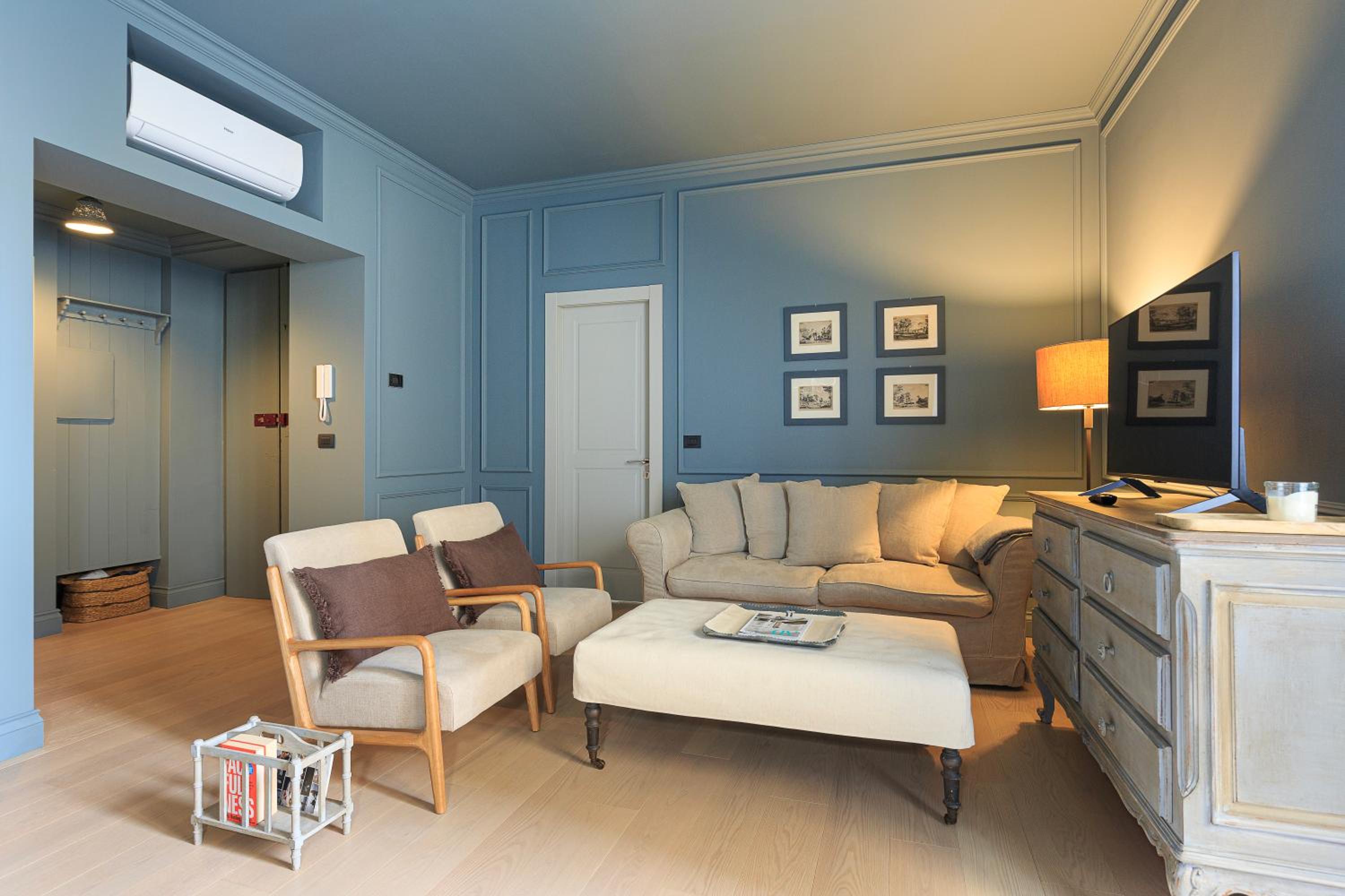 Luxury terrace in the center of Milan Garibaldi train station Brera