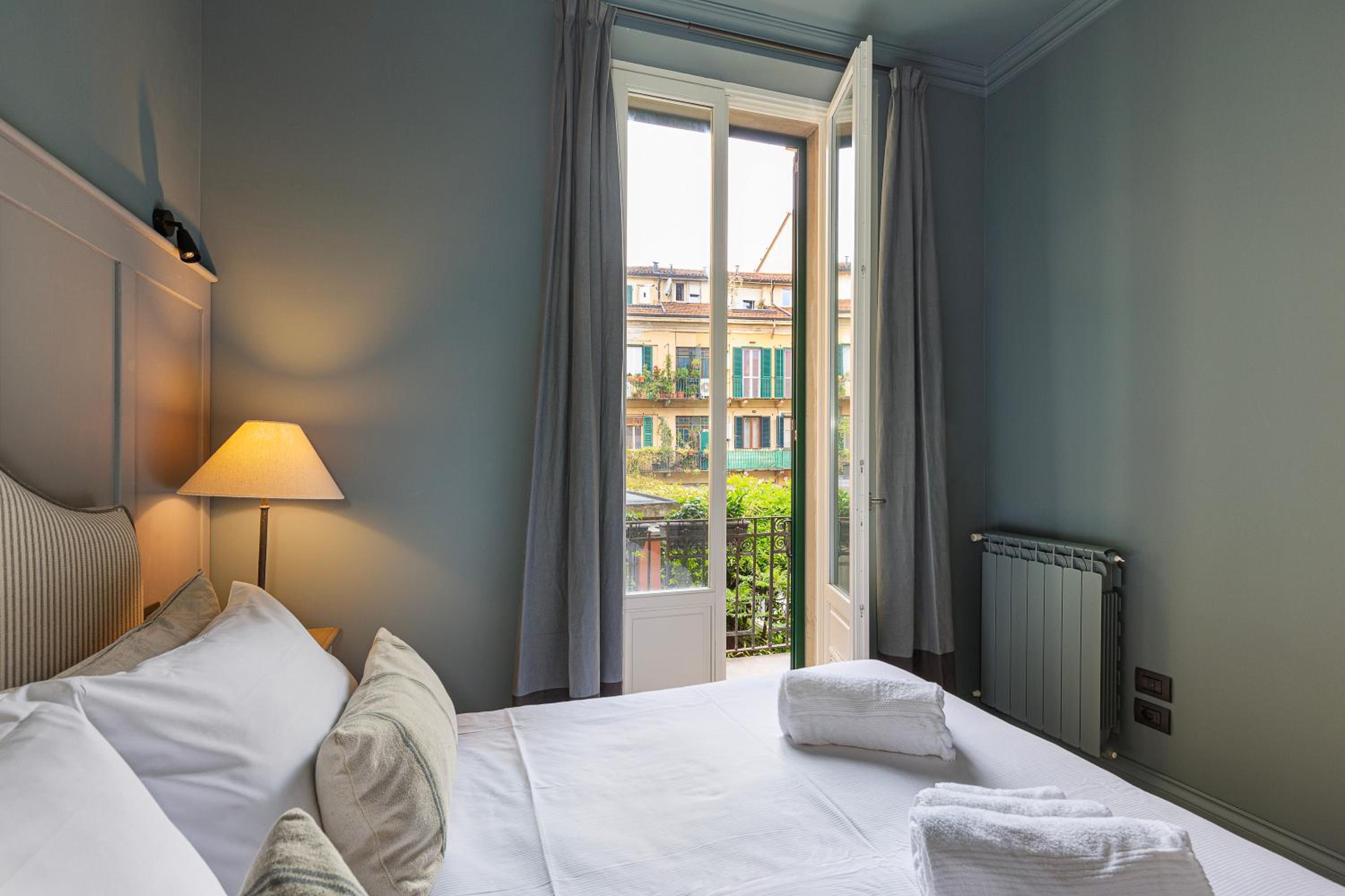 Luxury terrace in the center of Milan Garibaldi train station Brera