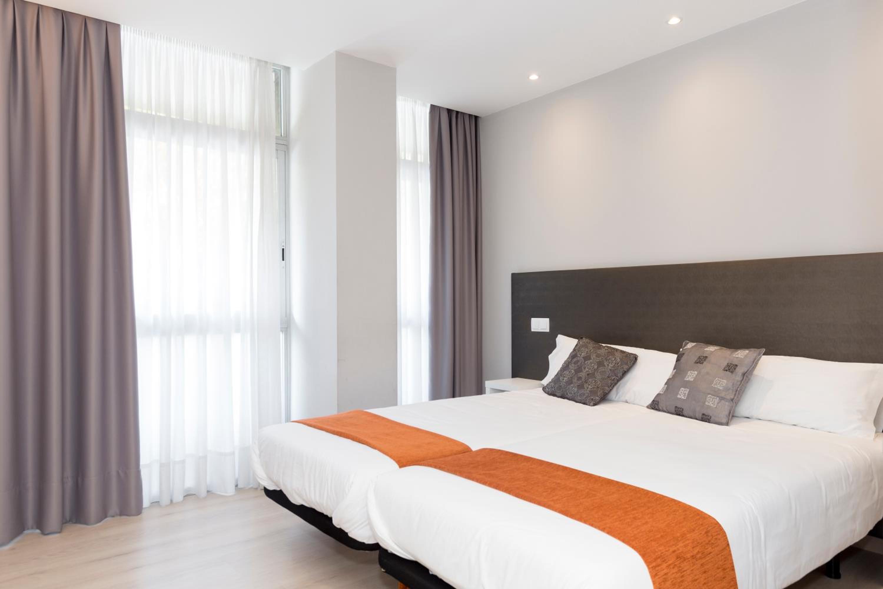 Hostal Aslyp 114