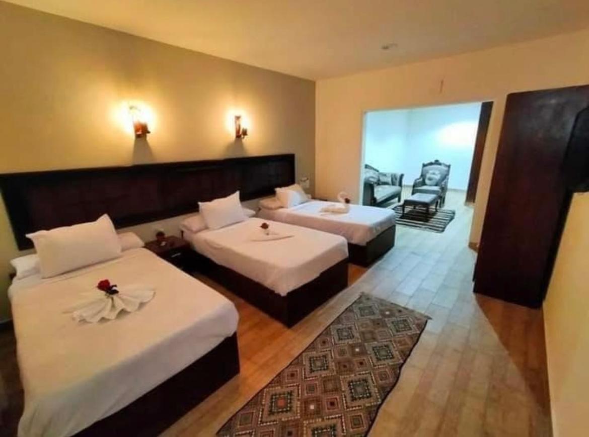 Lorenda hotel