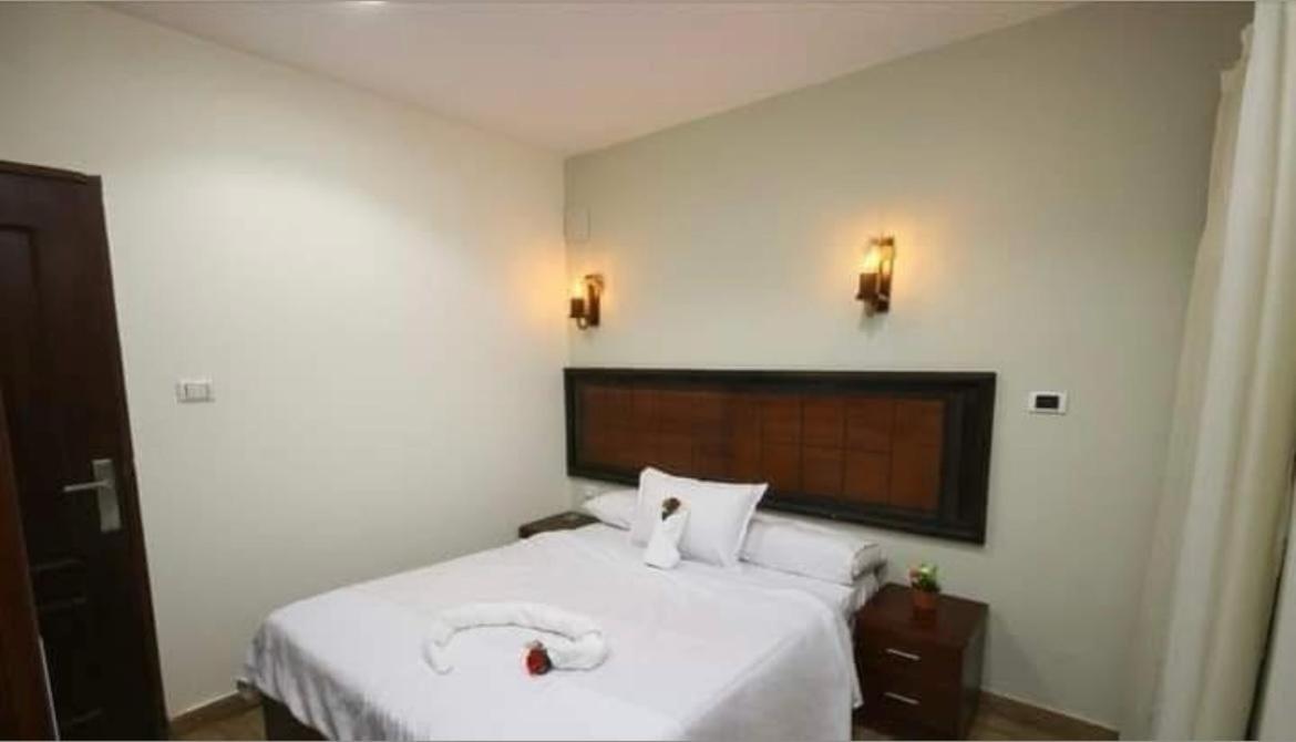 Lorenda hotel