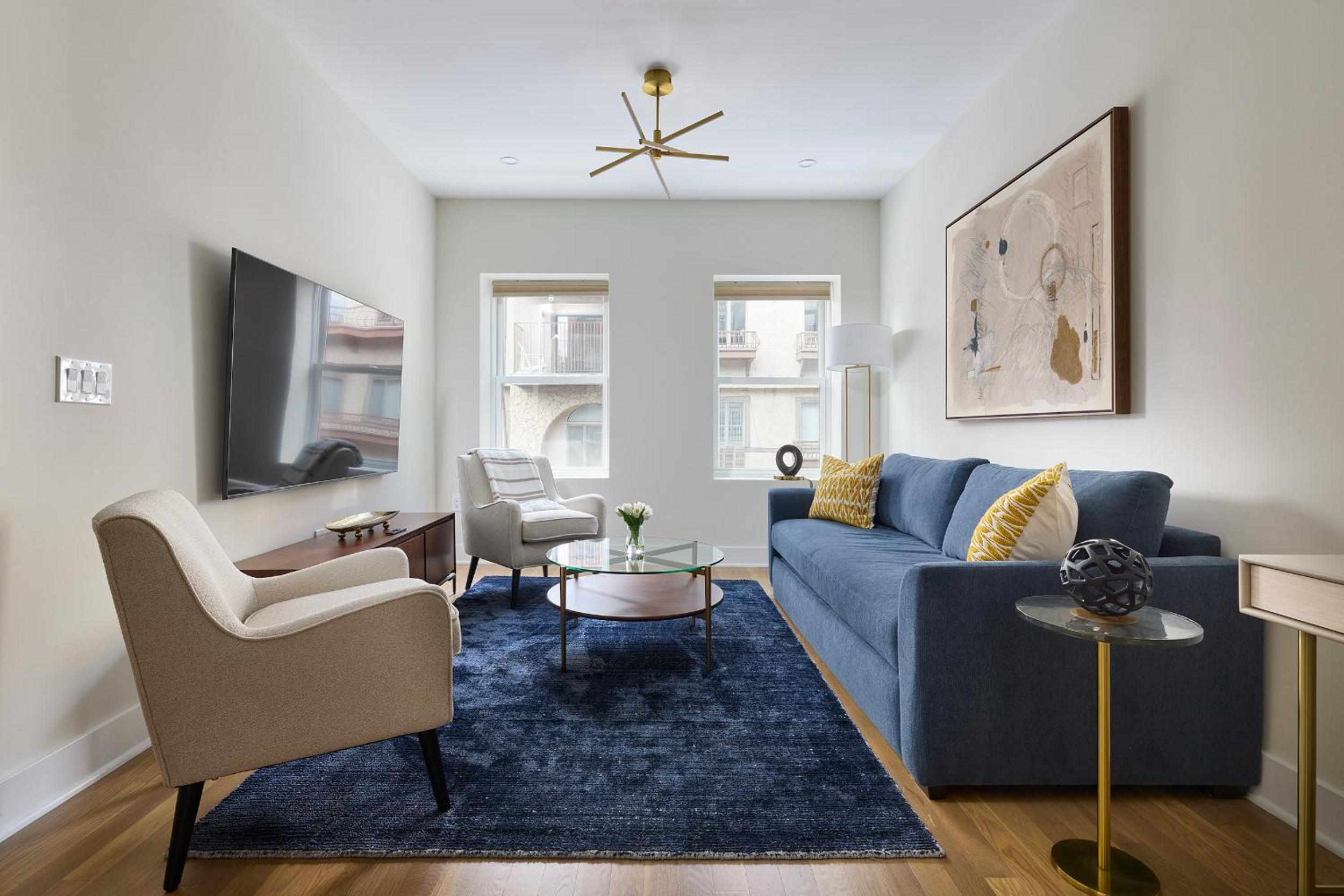 Sunny 2BR Loft • Work Relax Minutes to NYC