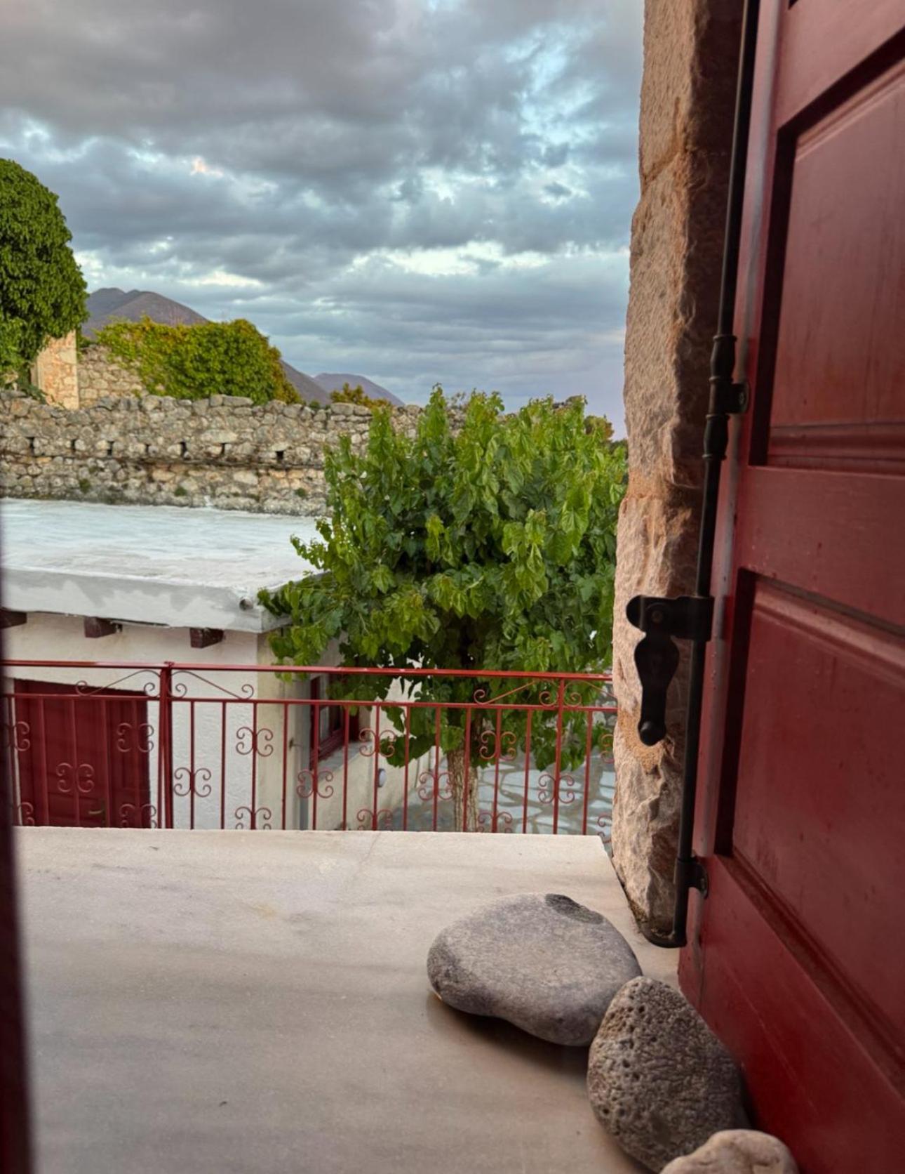Lithos Areopoli Traditional House