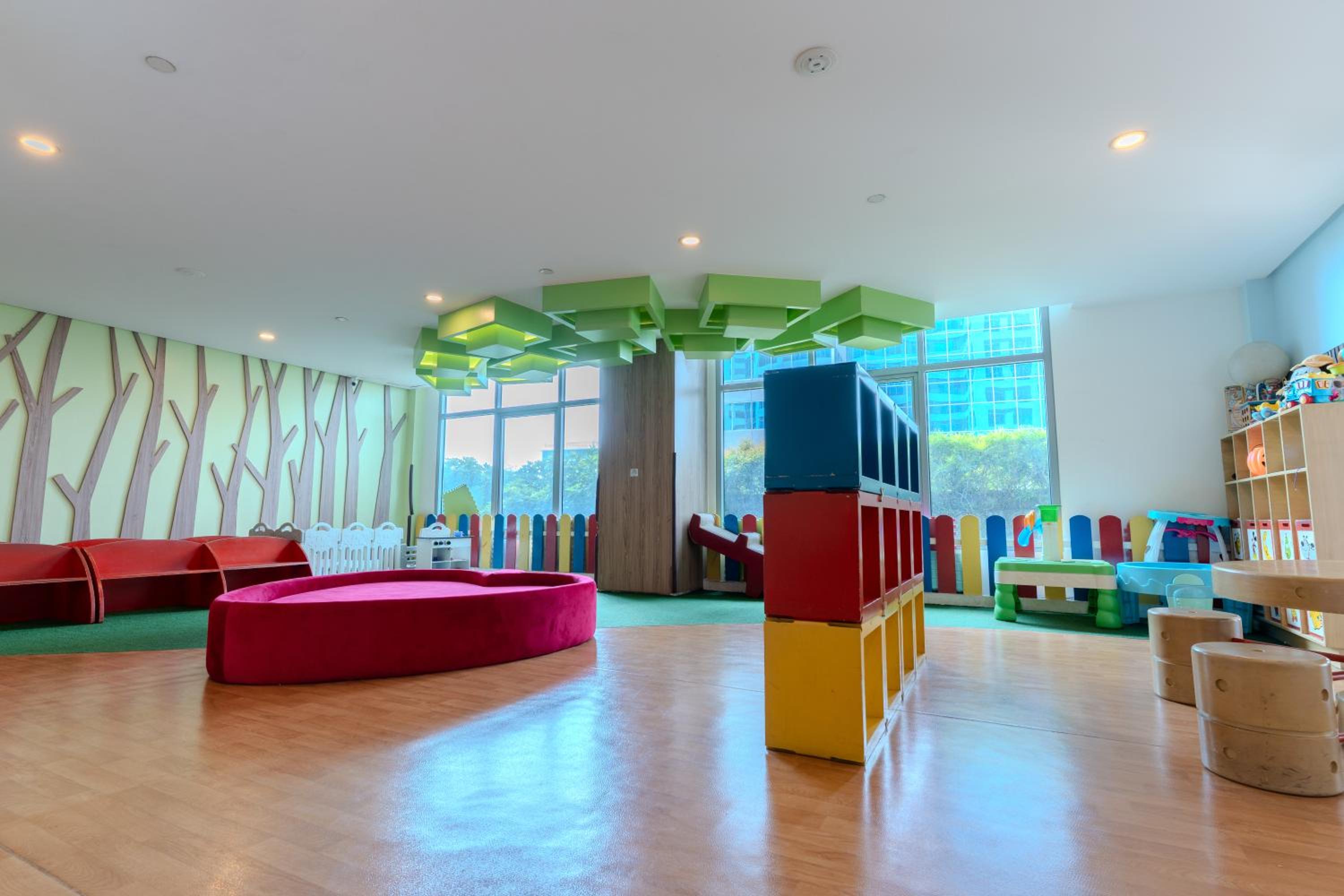 2mins to Malls, Unli Full Body Massage, Eastwood Le Grand 3