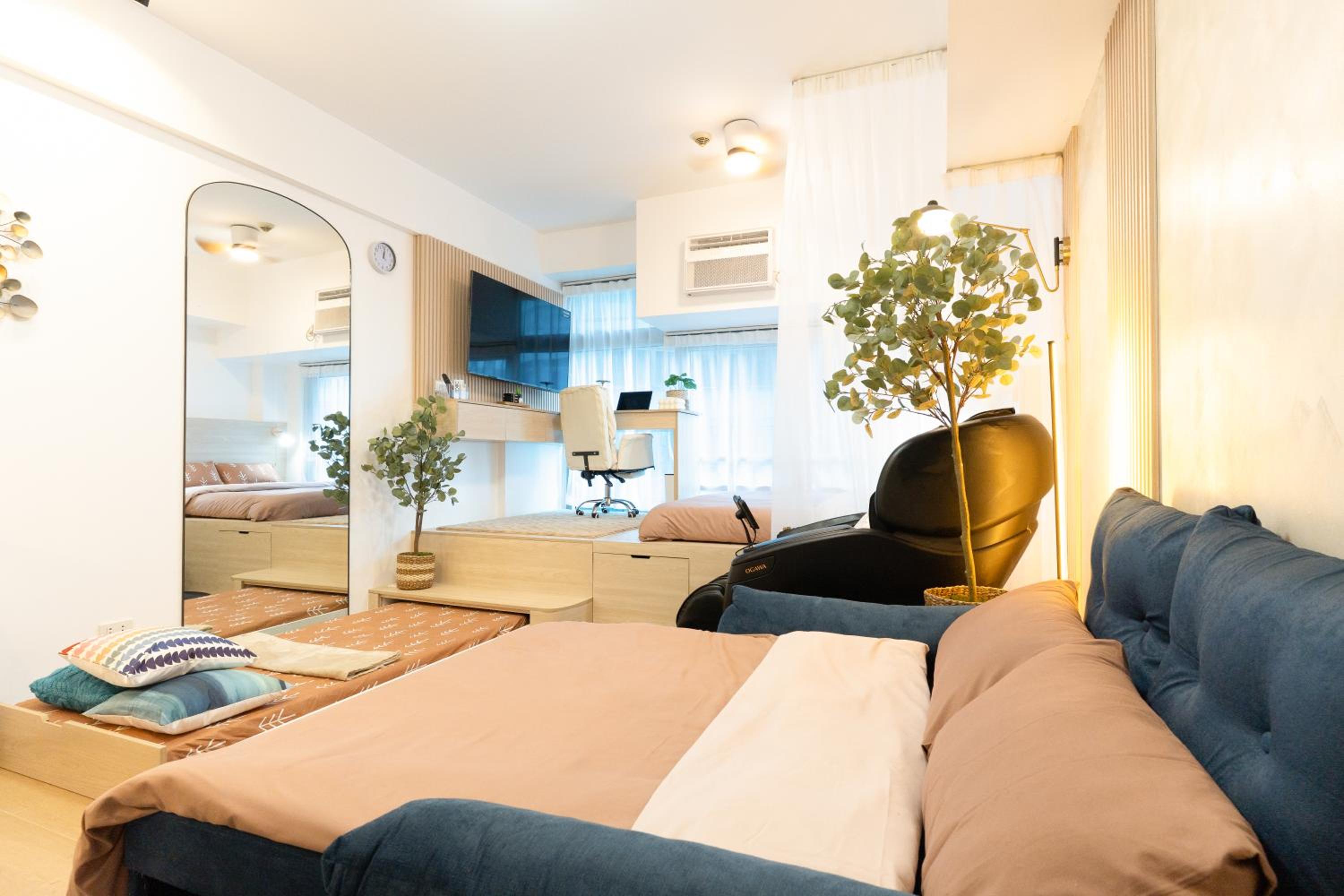 2mins to Malls, Unli Full Body Massage, Eastwood Le Grand 3