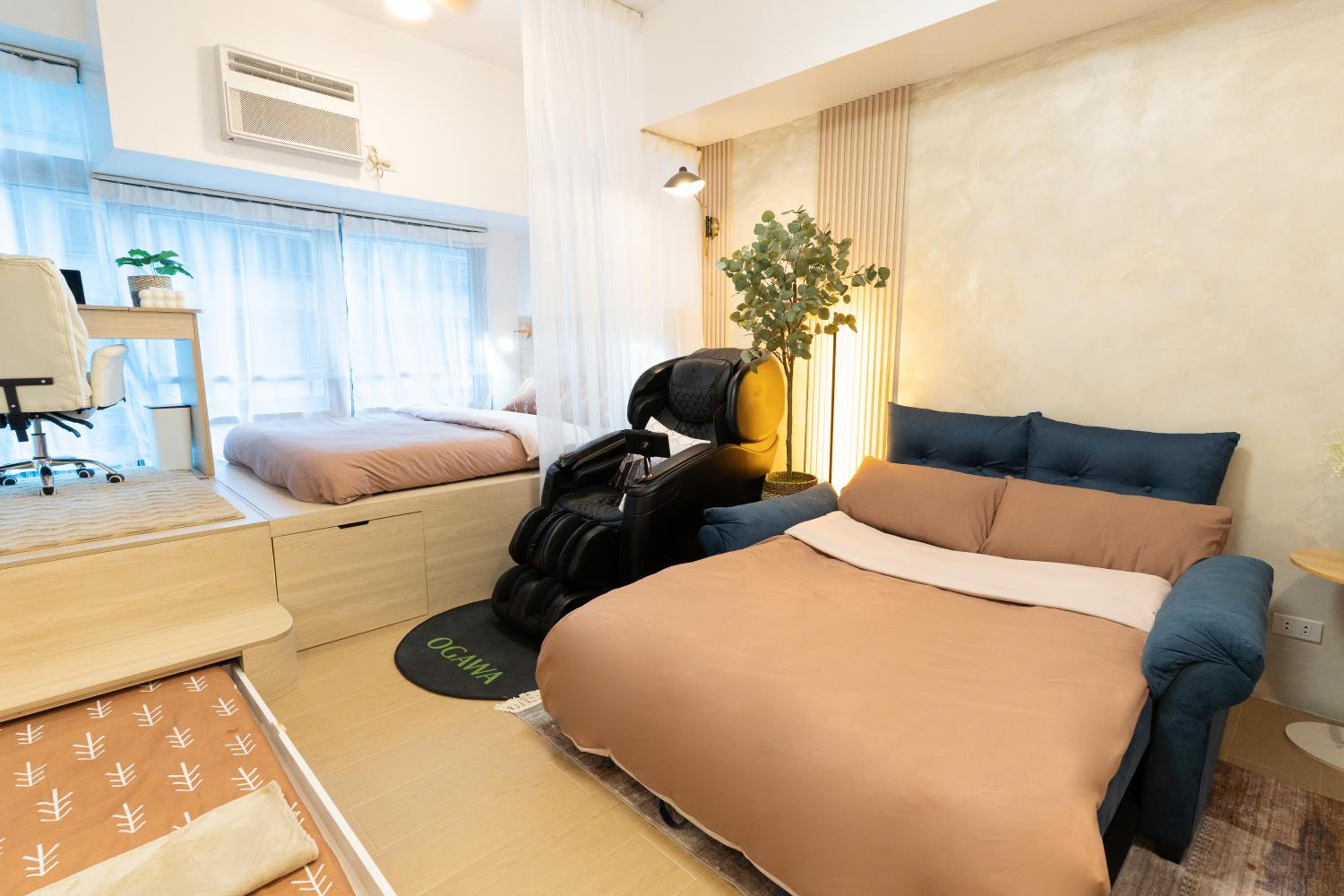 2mins to Malls, Unli Full Body Massage, Eastwood Le Grand 3
