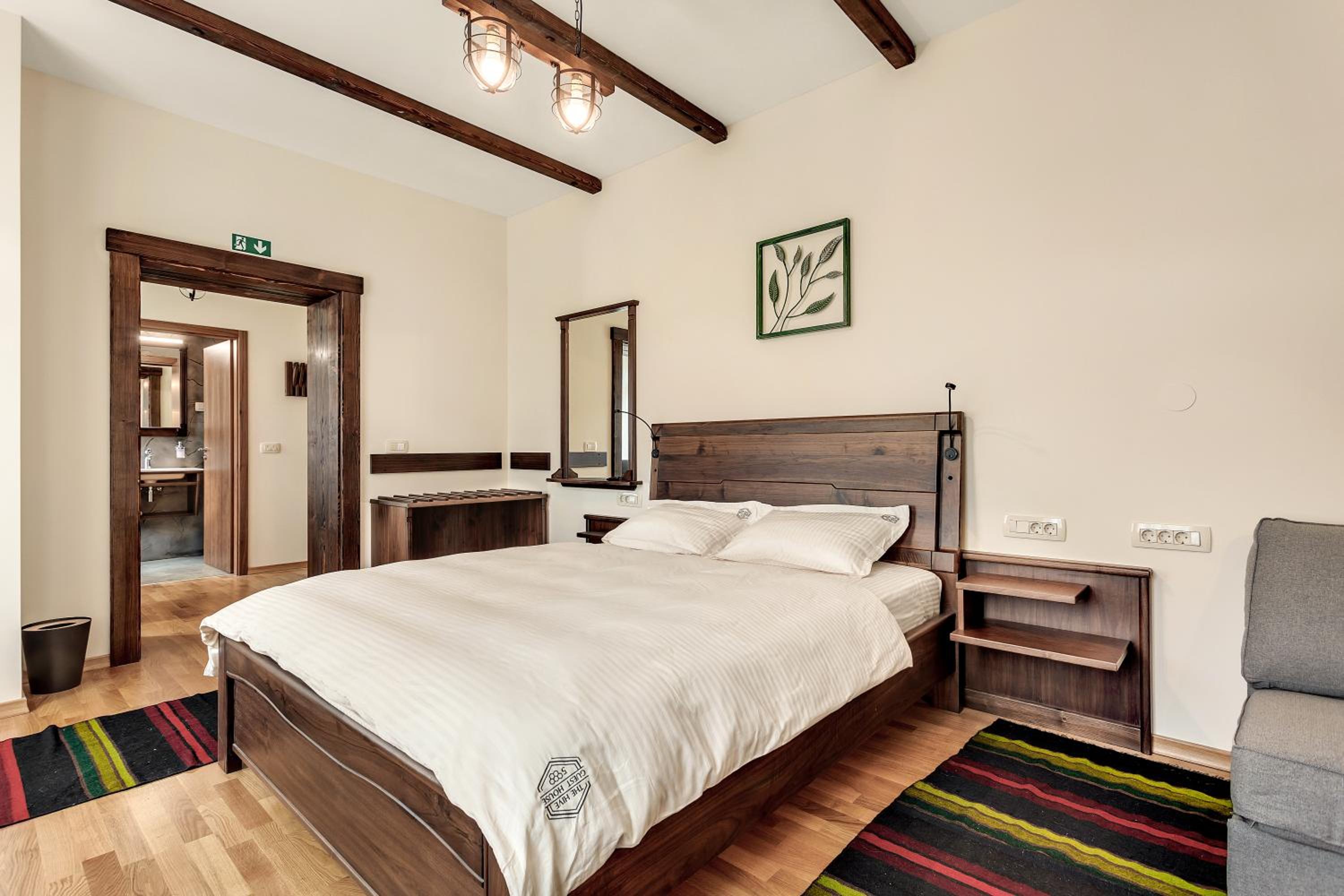 Guest House The Hive