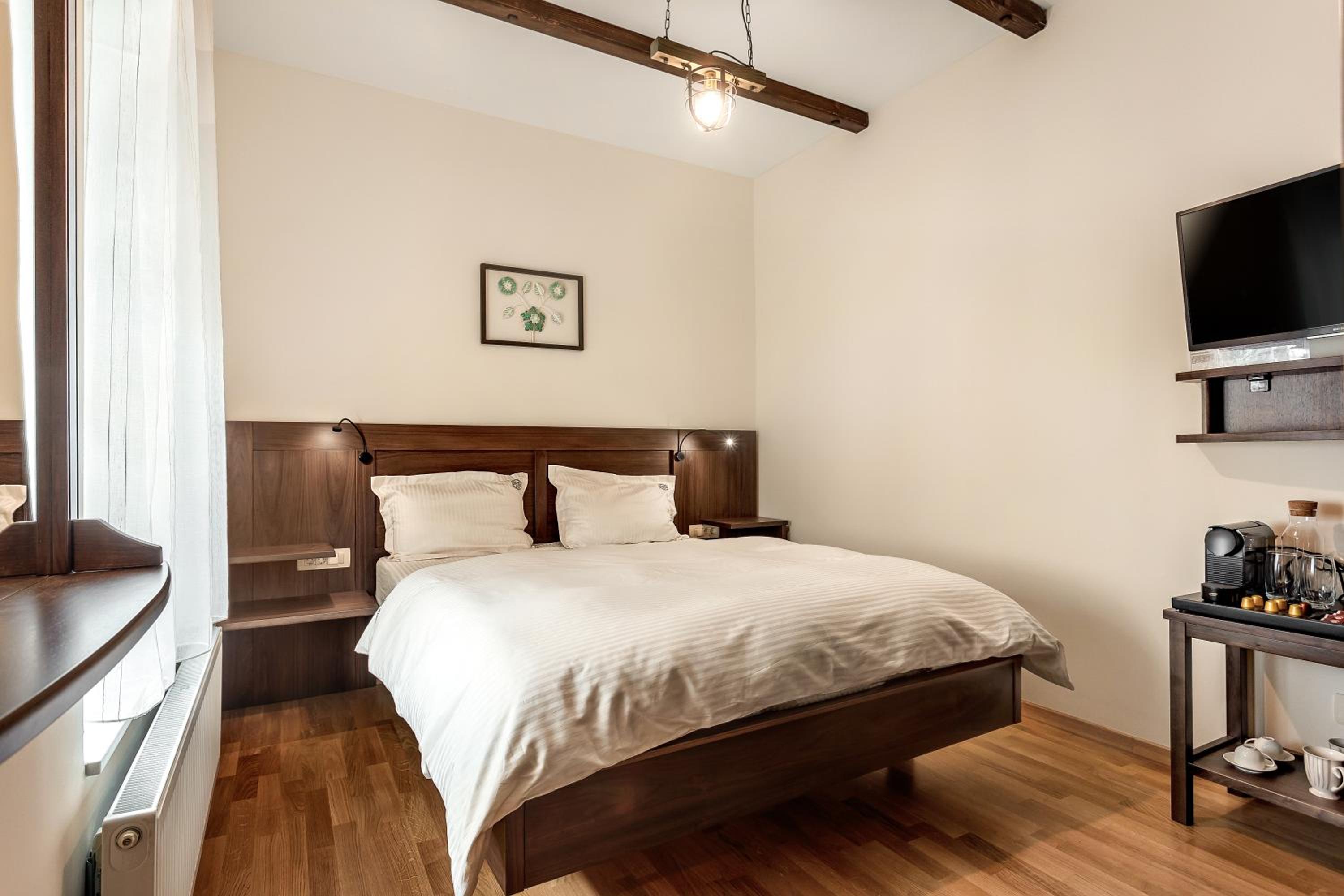 Guest House The Hive