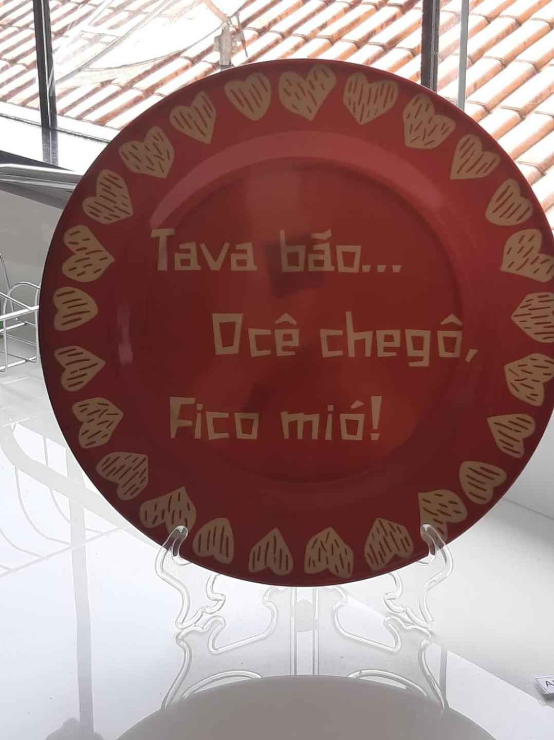 Jeito Mineiro, privacidade para família e grupos -2 quartos- melhor custo-benefício, garagem, sala com cozinha integrada, aconchegante, ambiente moderno e 