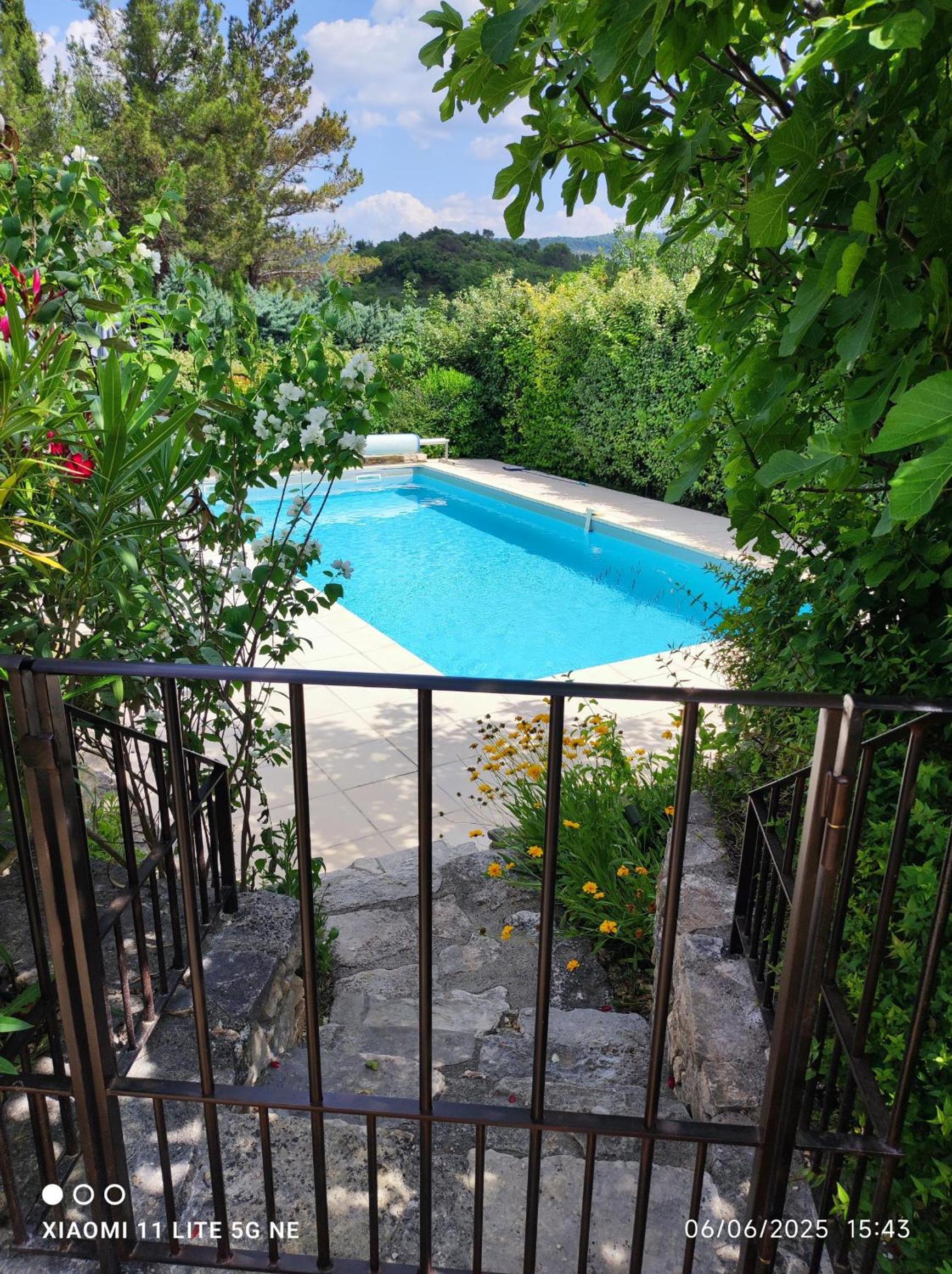 GITE AUX 4 SAISONS DU COLORADO PROVENÇAL - 3 ÉTOILES - Rustrel