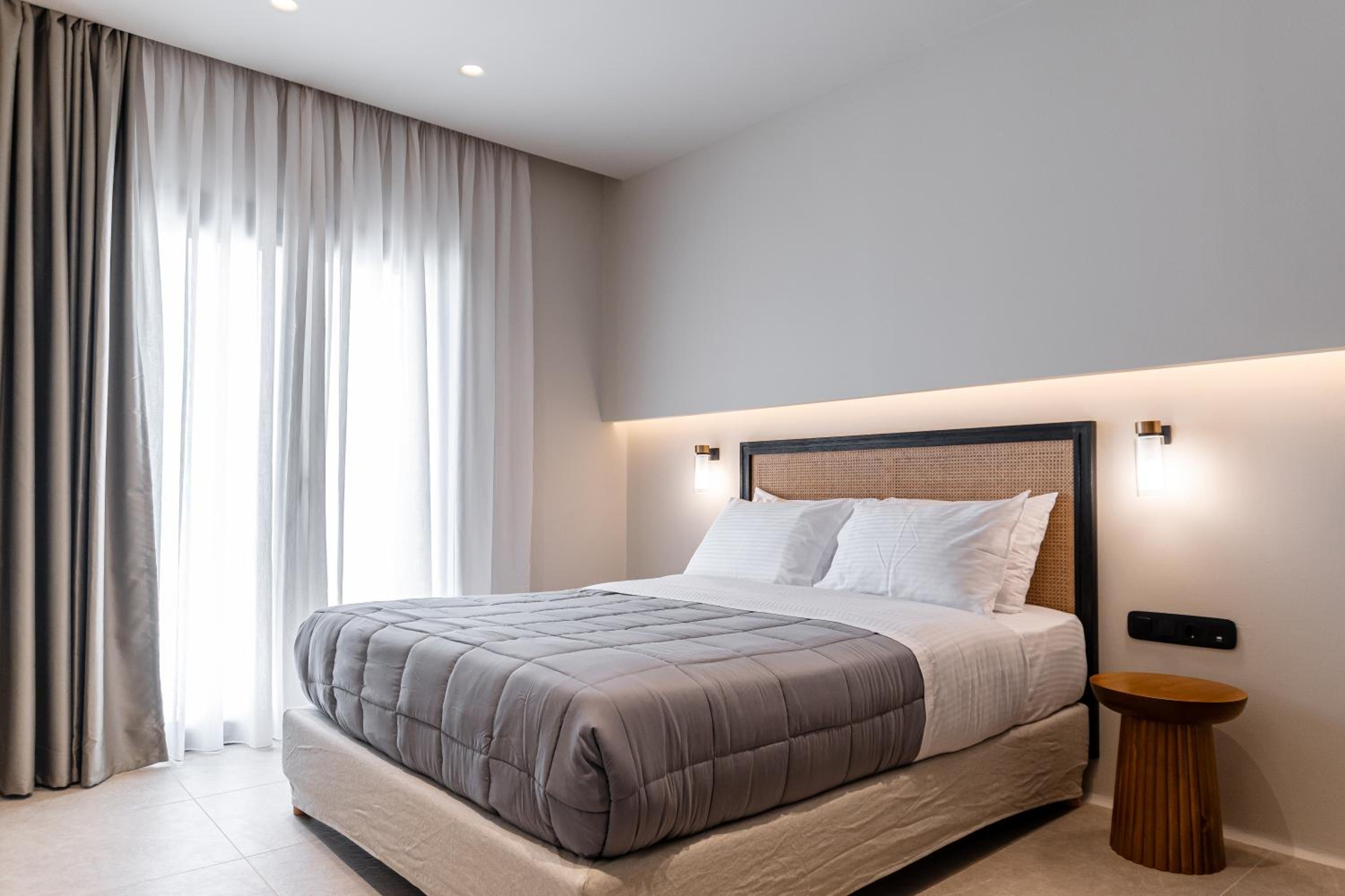 Lithia Exclusive Villas