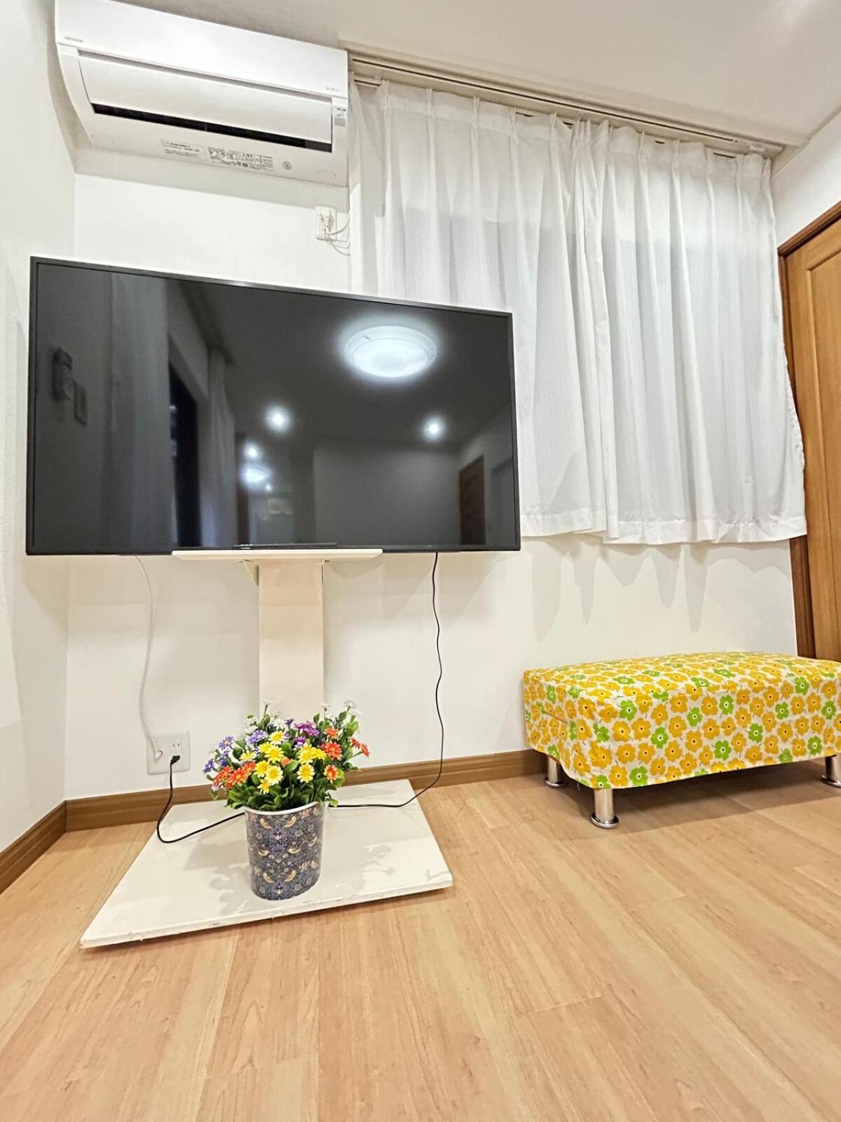 Near Asakusa, 5-min from Station, 5BR 150 square meters House, Near Skytree