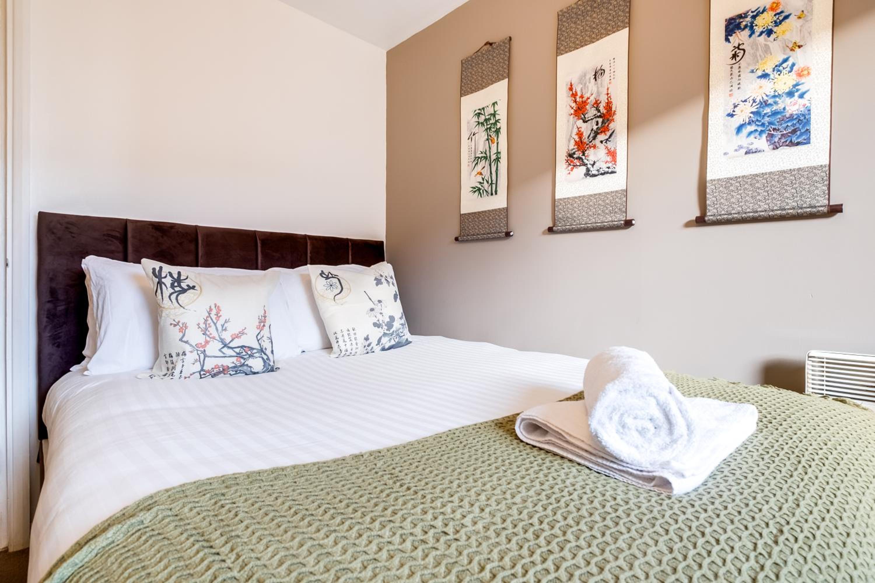 Orient CityView with FreePark and Netflix