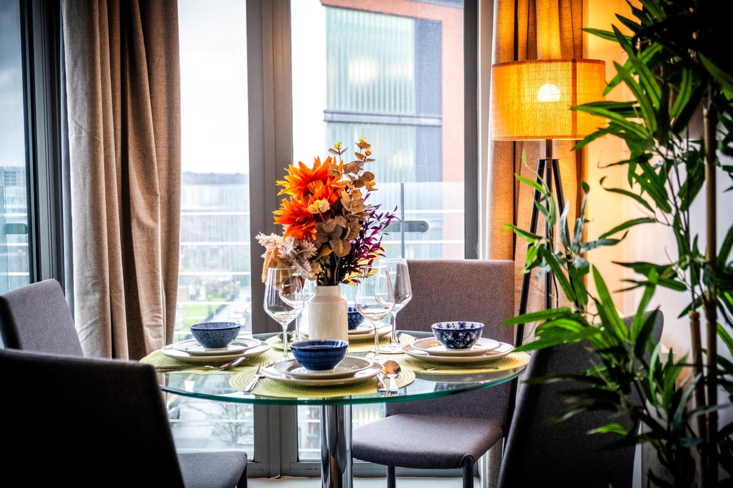 Orient CityView with FreePark and Netflix