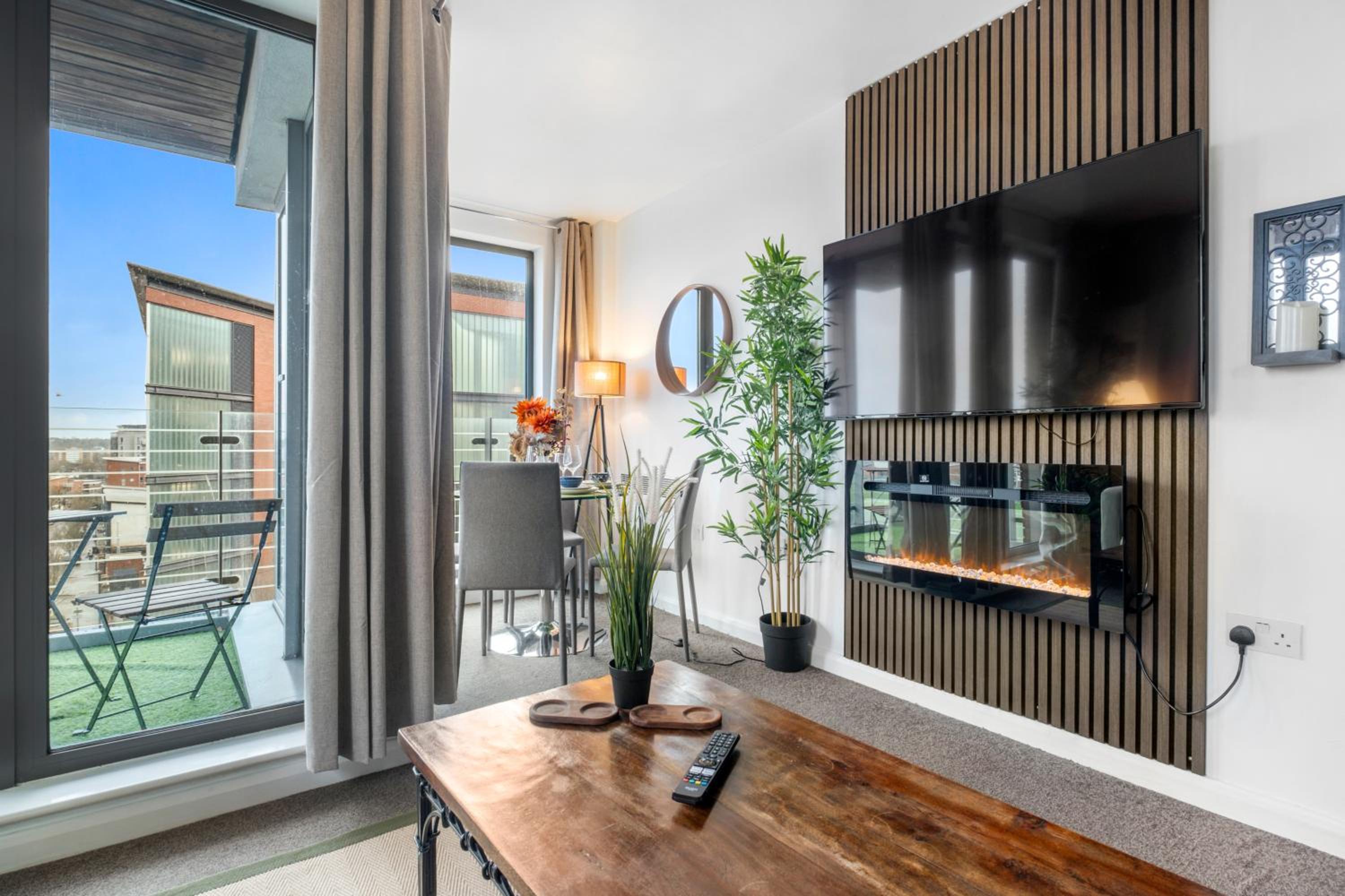 Orient CityView with FreePark and Netflix