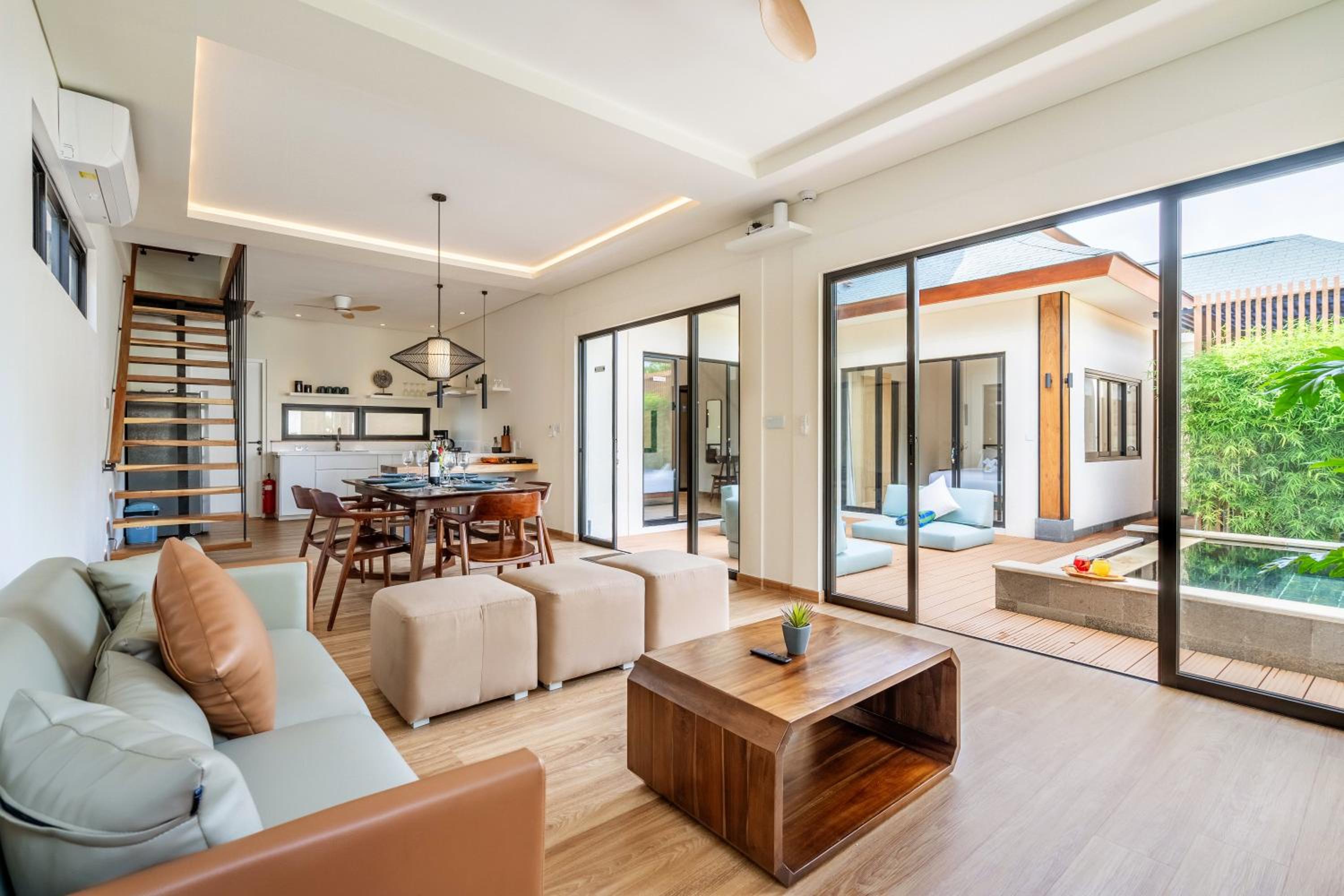 Oasis Residences Sanur - Modern 3-BR Villa with Private Pool & Fast WiFi