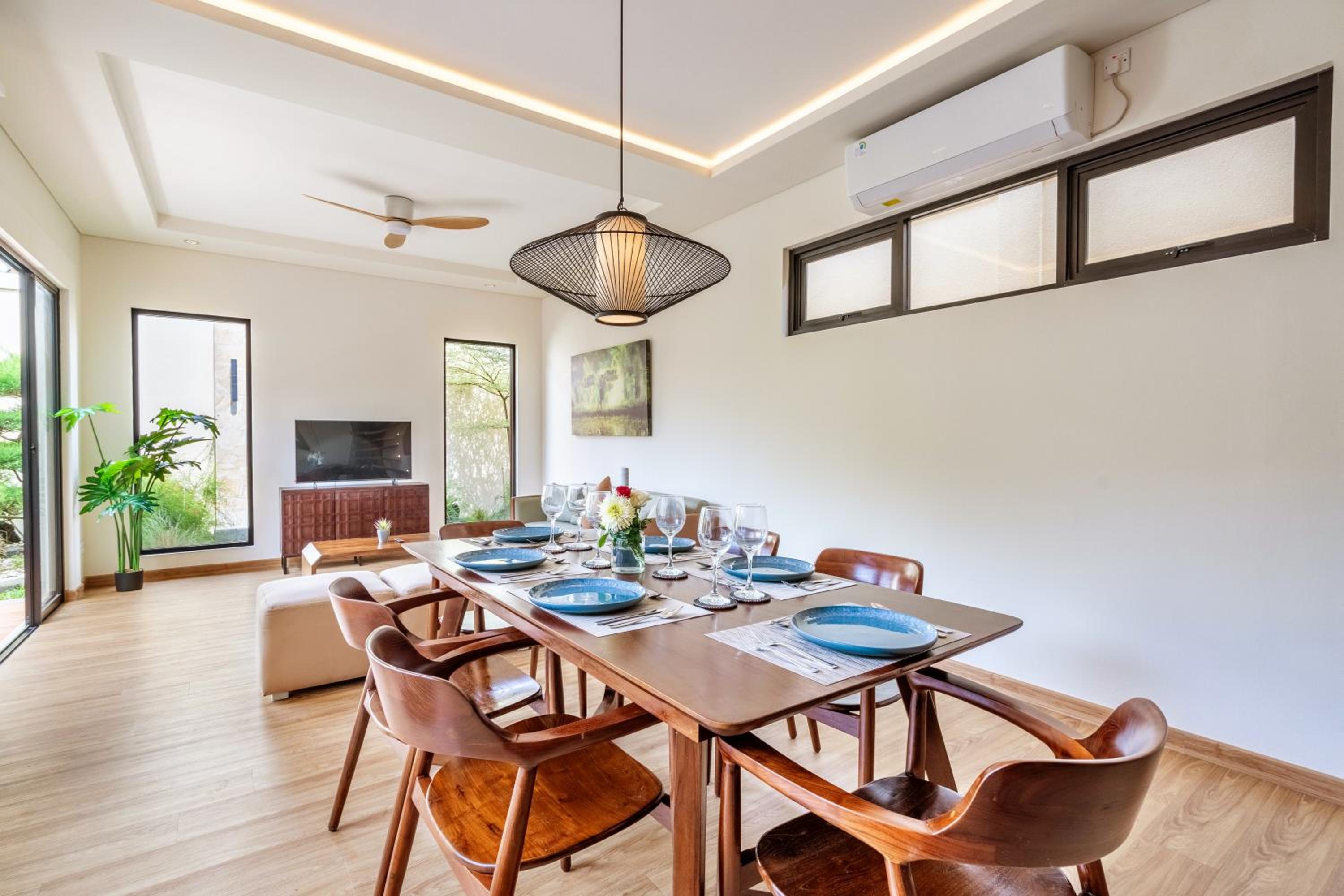 Oasis Residences Sanur - Modern 3-BR Villa with Private Pool & Fast WiFi