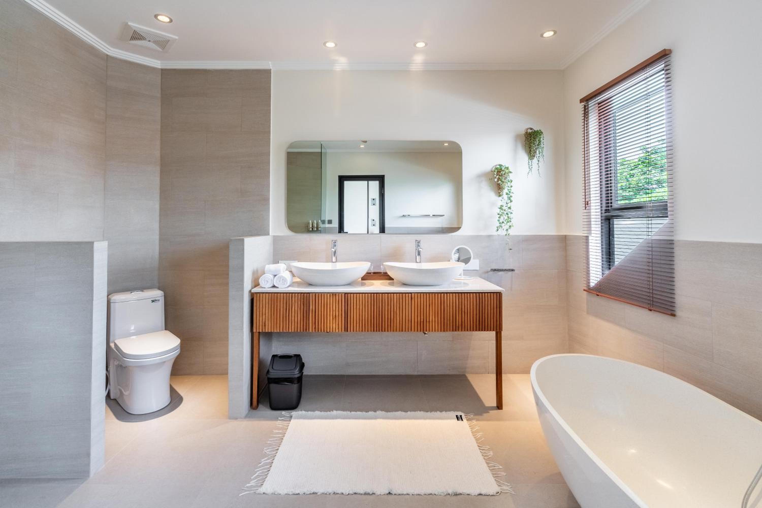Oasis Residences Sanur - Modern 3-BR Villa with Private Pool & Fast WiFi